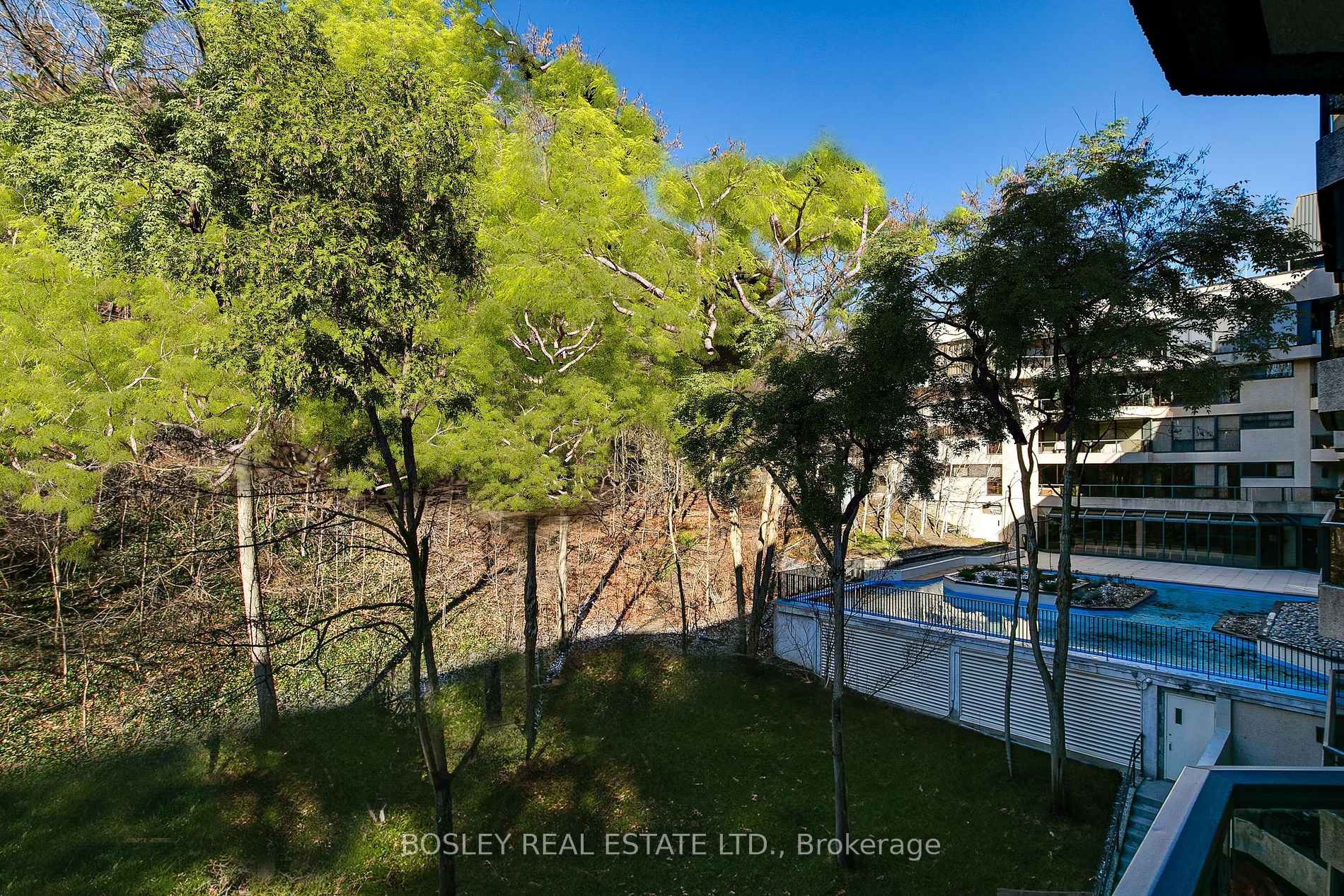 3900 Yonge Street, #807