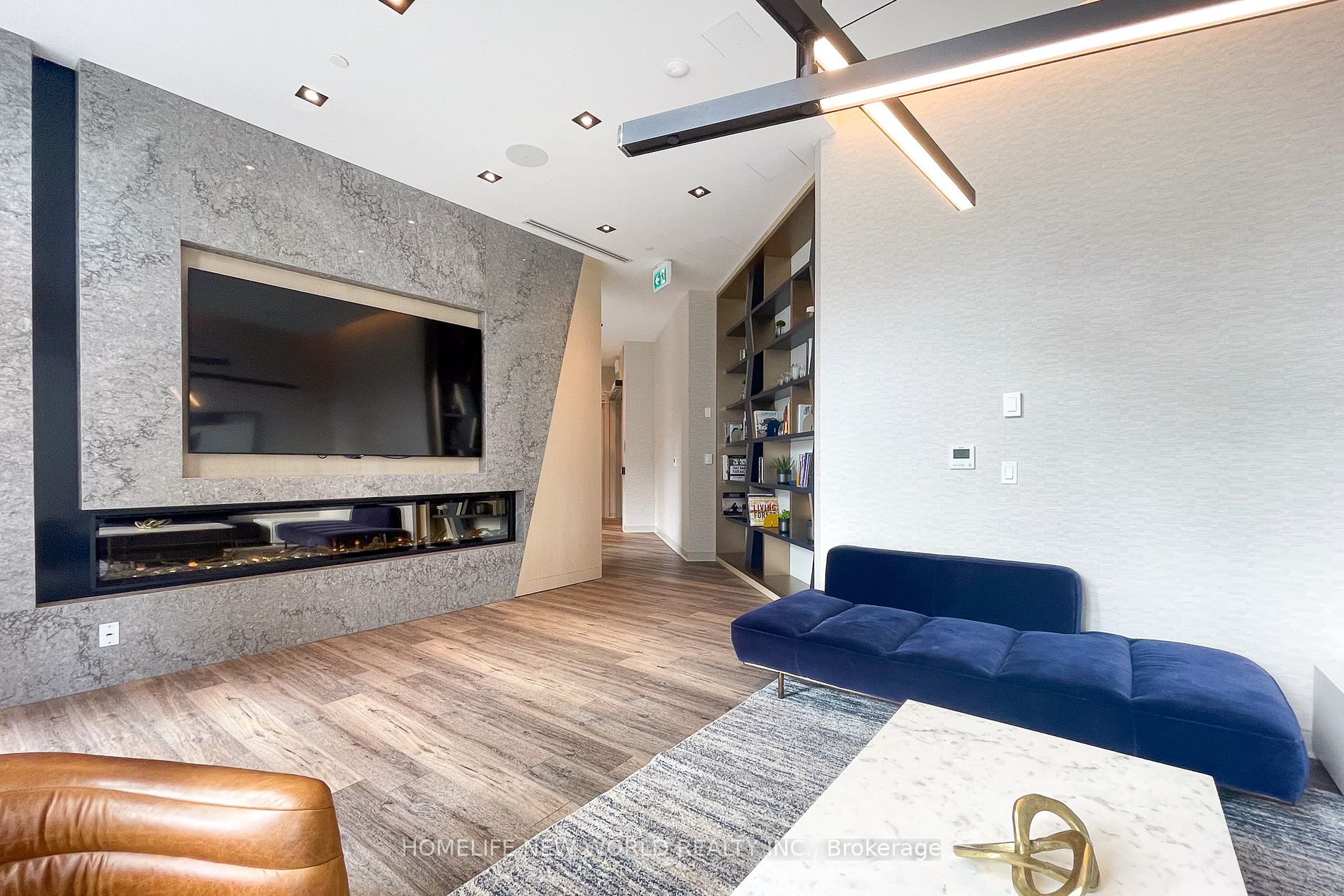 77 Mutual St, #3407
