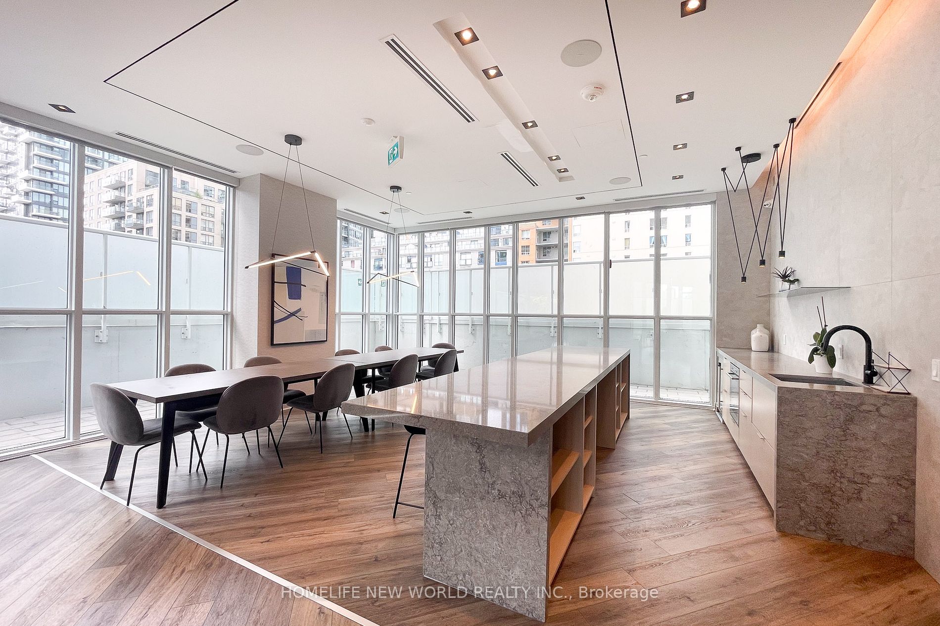 77 Mutual St, #3407