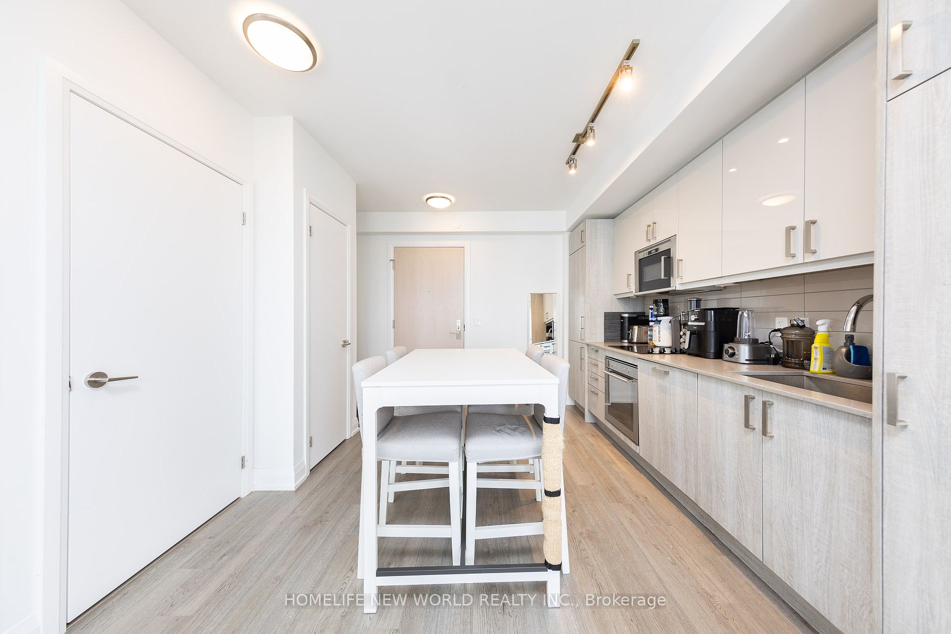 77 Mutual St, #3407