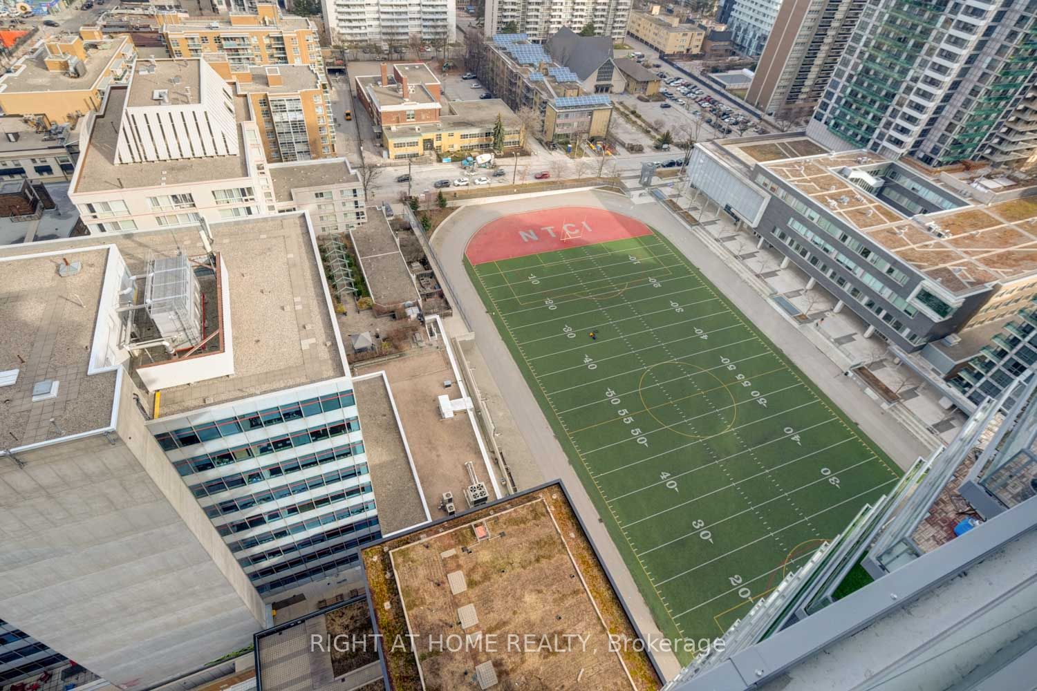 30 Roehampton Avenue N, #2606