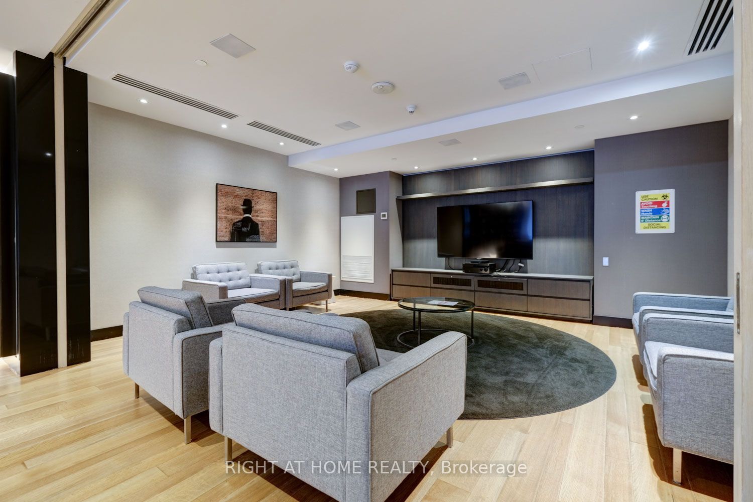 30 Roehampton Avenue N, #2606