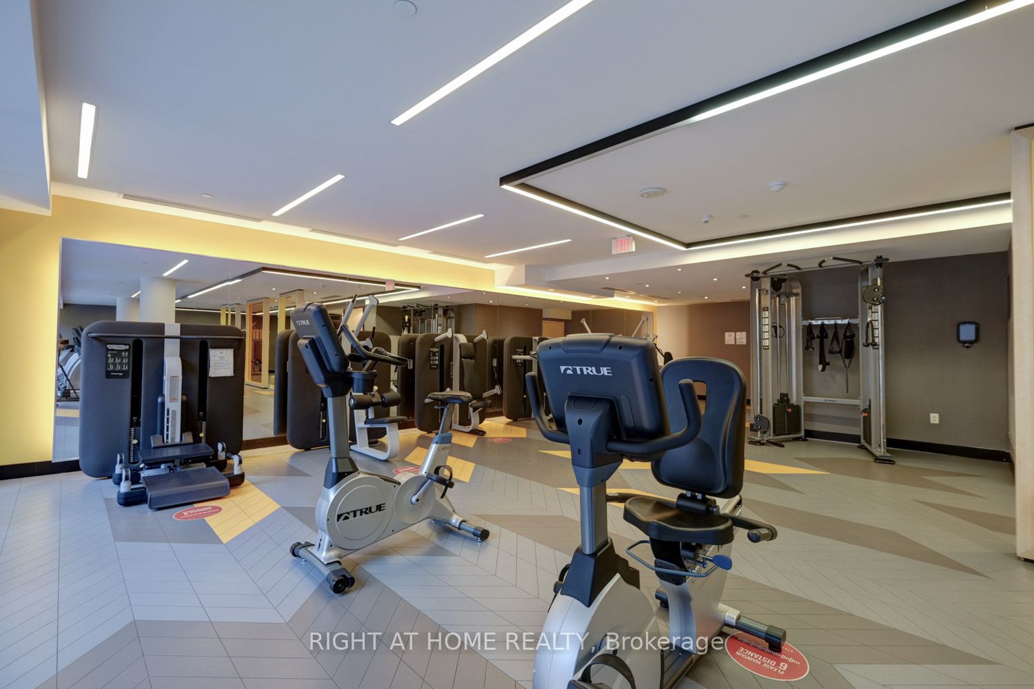30 Roehampton Avenue N, #2606