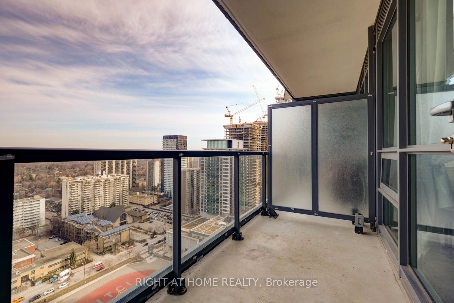30 Roehampton Avenue N, #2606