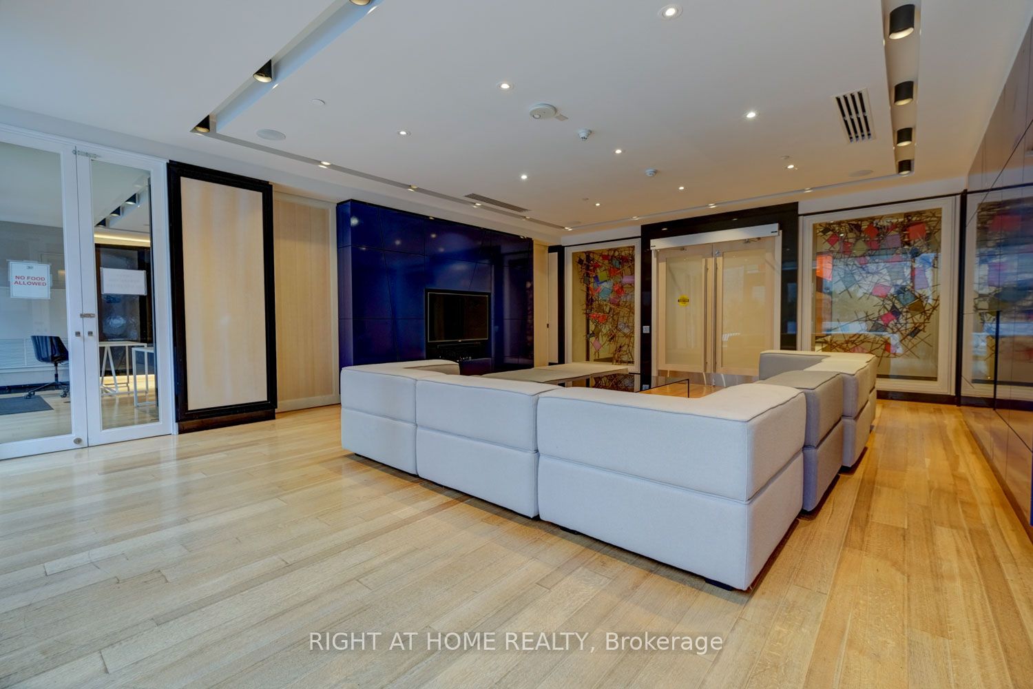 30 Roehampton Avenue N, #2606