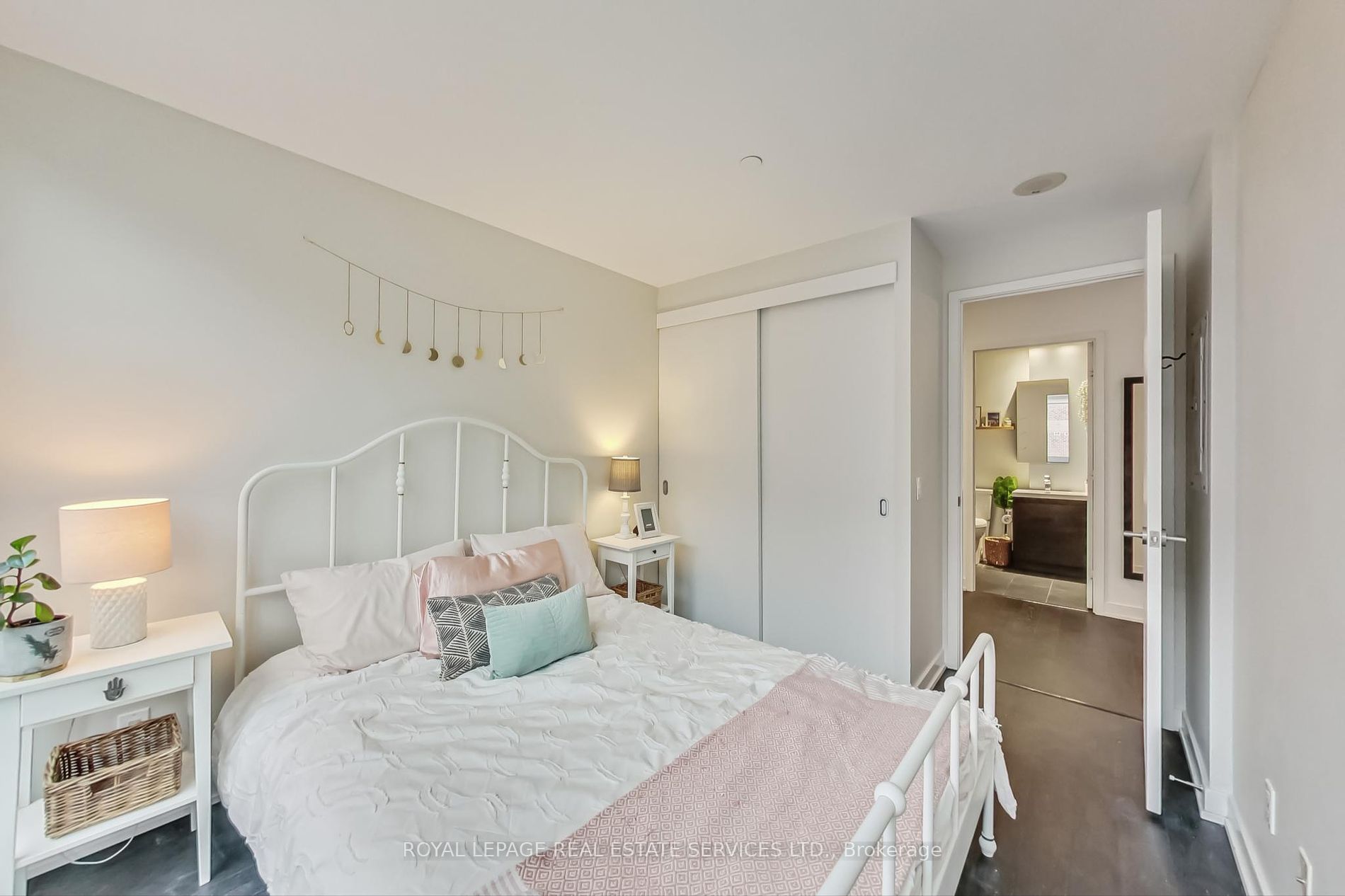 1030 King Street W #407