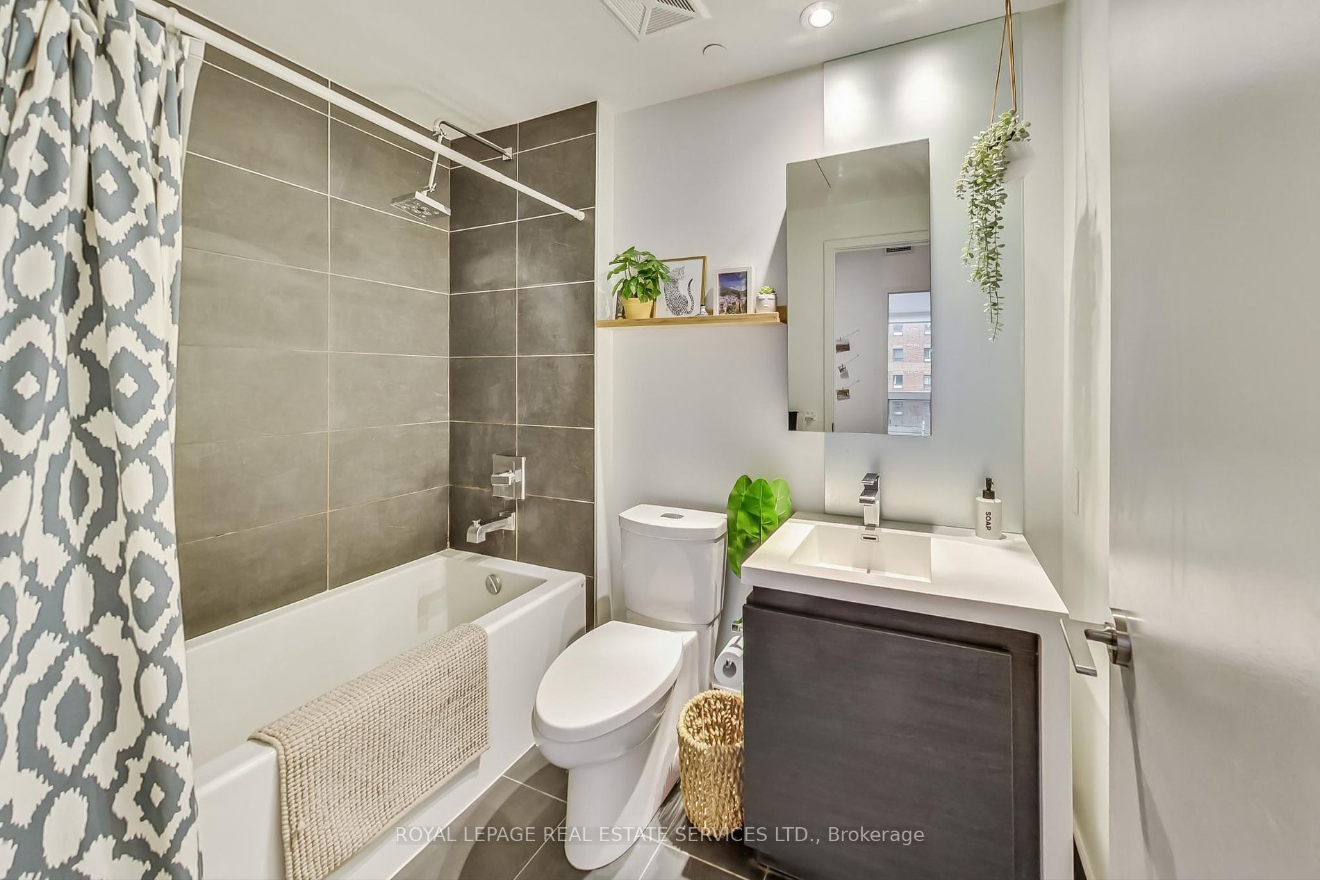 1030 King Street W #407