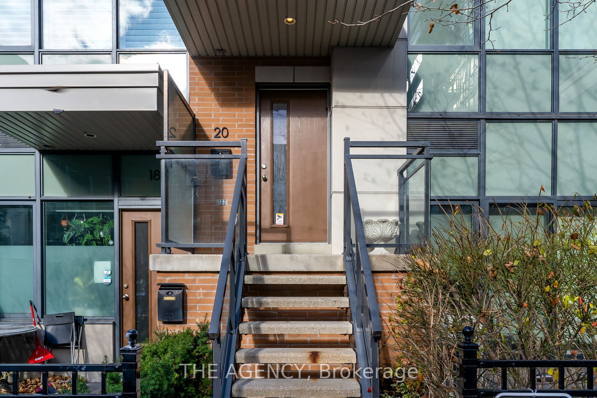 20 Cole Street #30