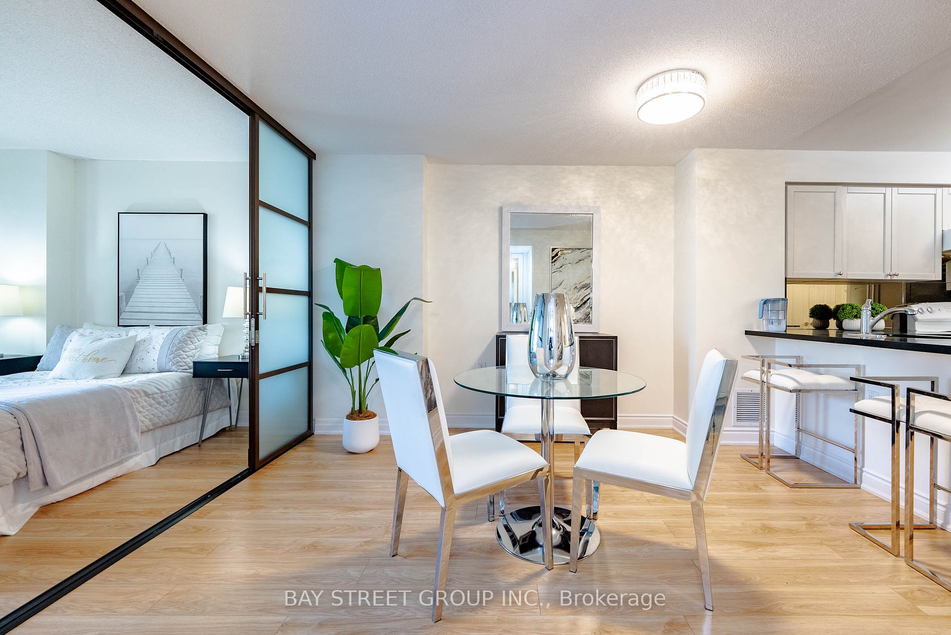 21 Hillcrest Avenue, #209