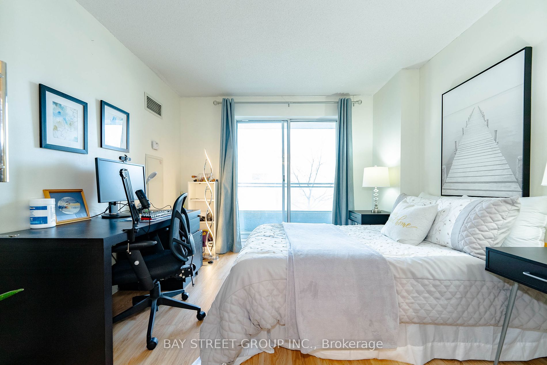 21 Hillcrest Avenue, #209