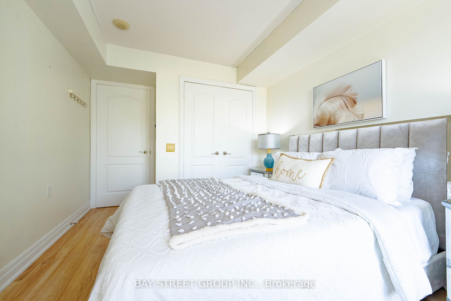 21 Hillcrest Avenue, #209