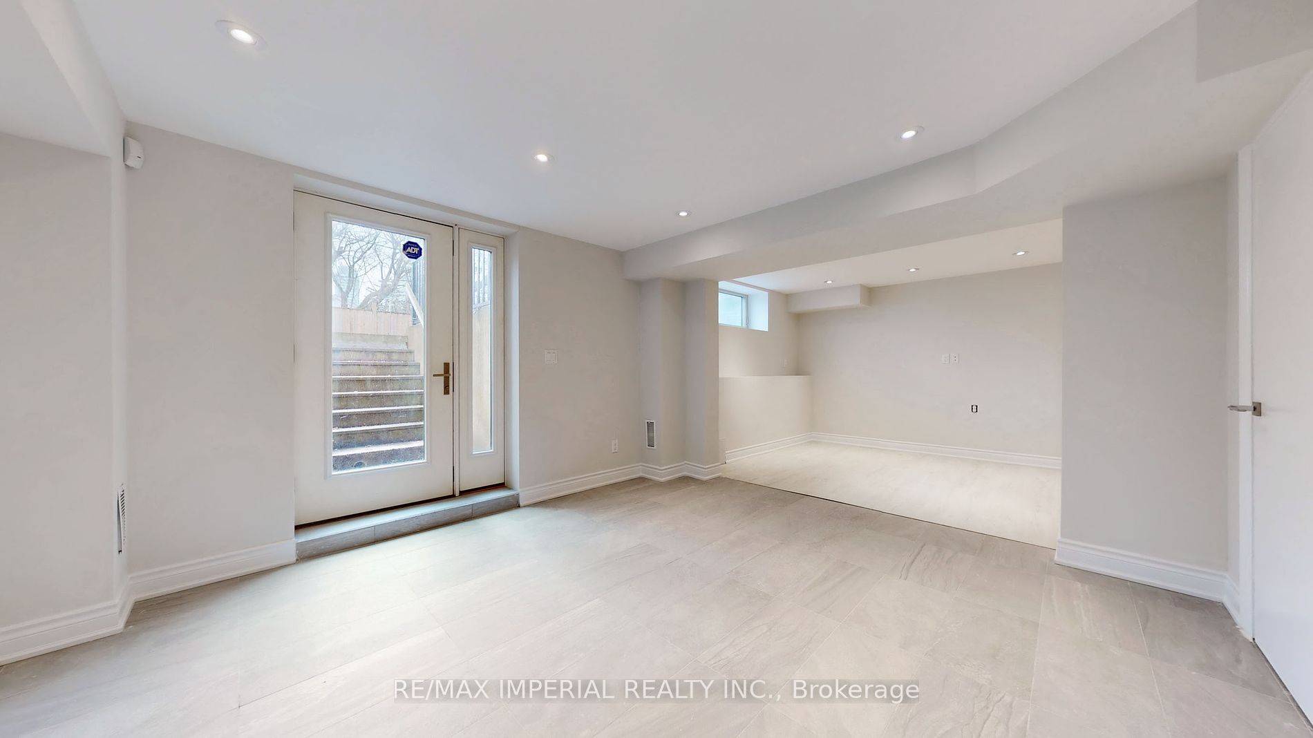 9 Hilda Avenue