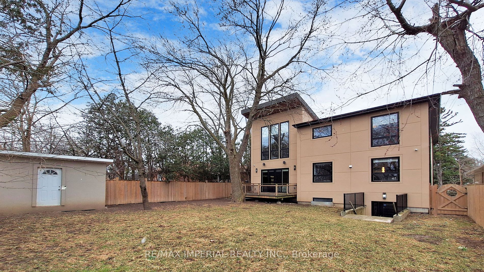 9 Hilda Avenue