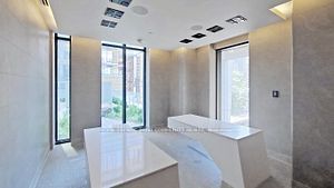 1 Yorkville Ave, #4005