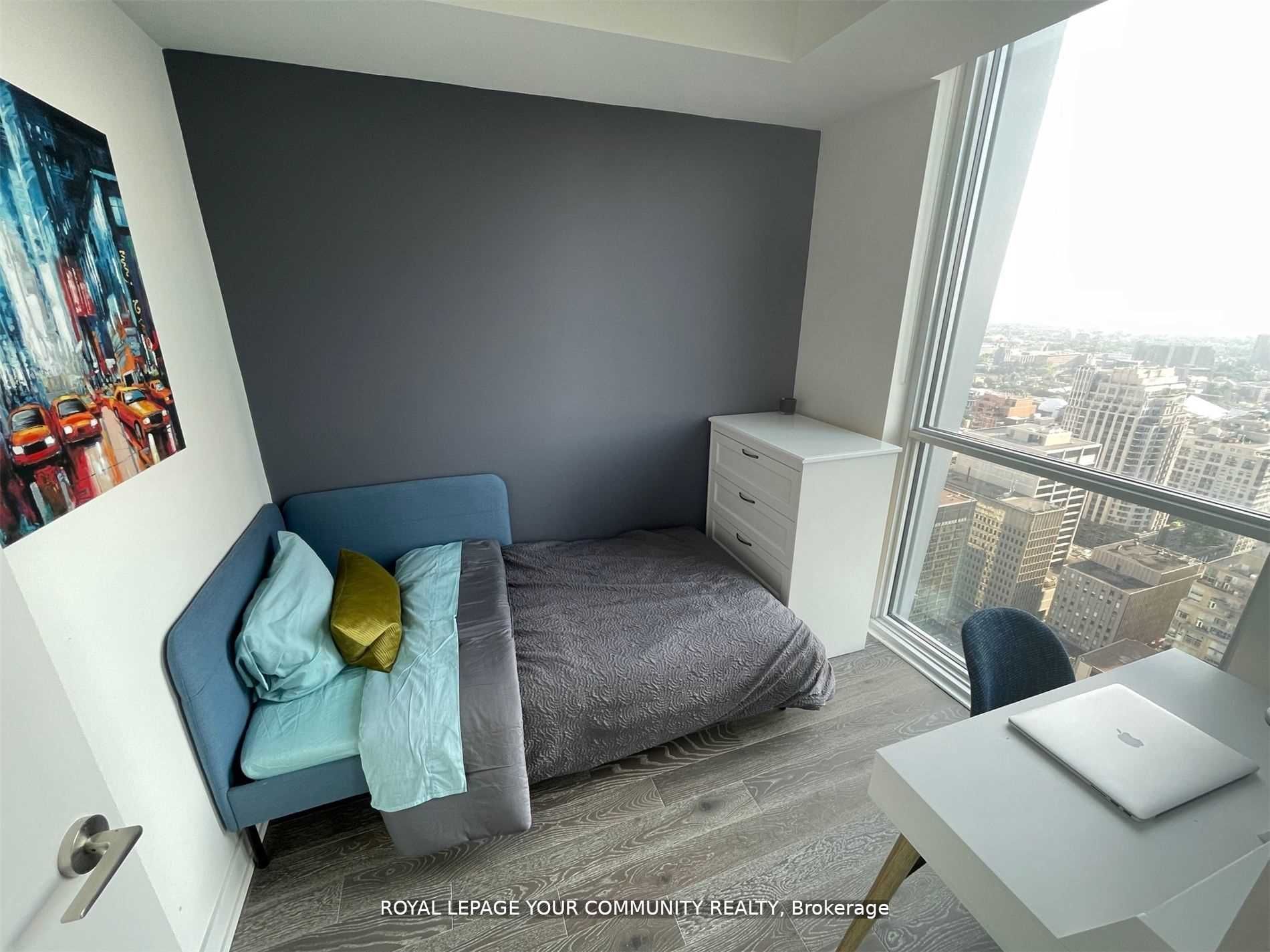 1 Yorkville Ave, #4005