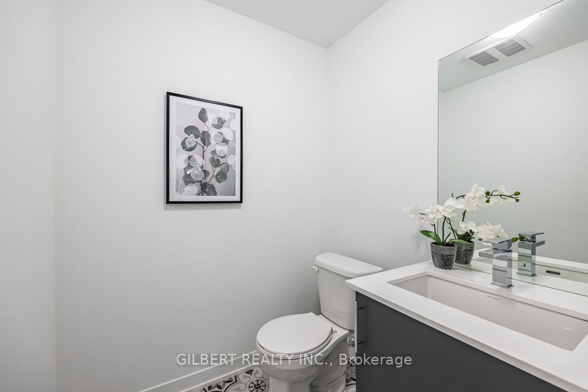 8 Marquette Ave, #6