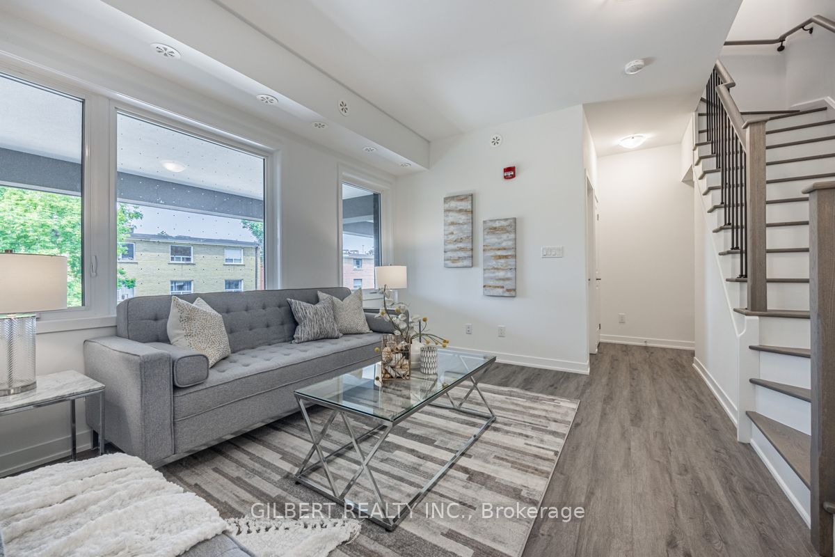 8 Marquette Ave, #6