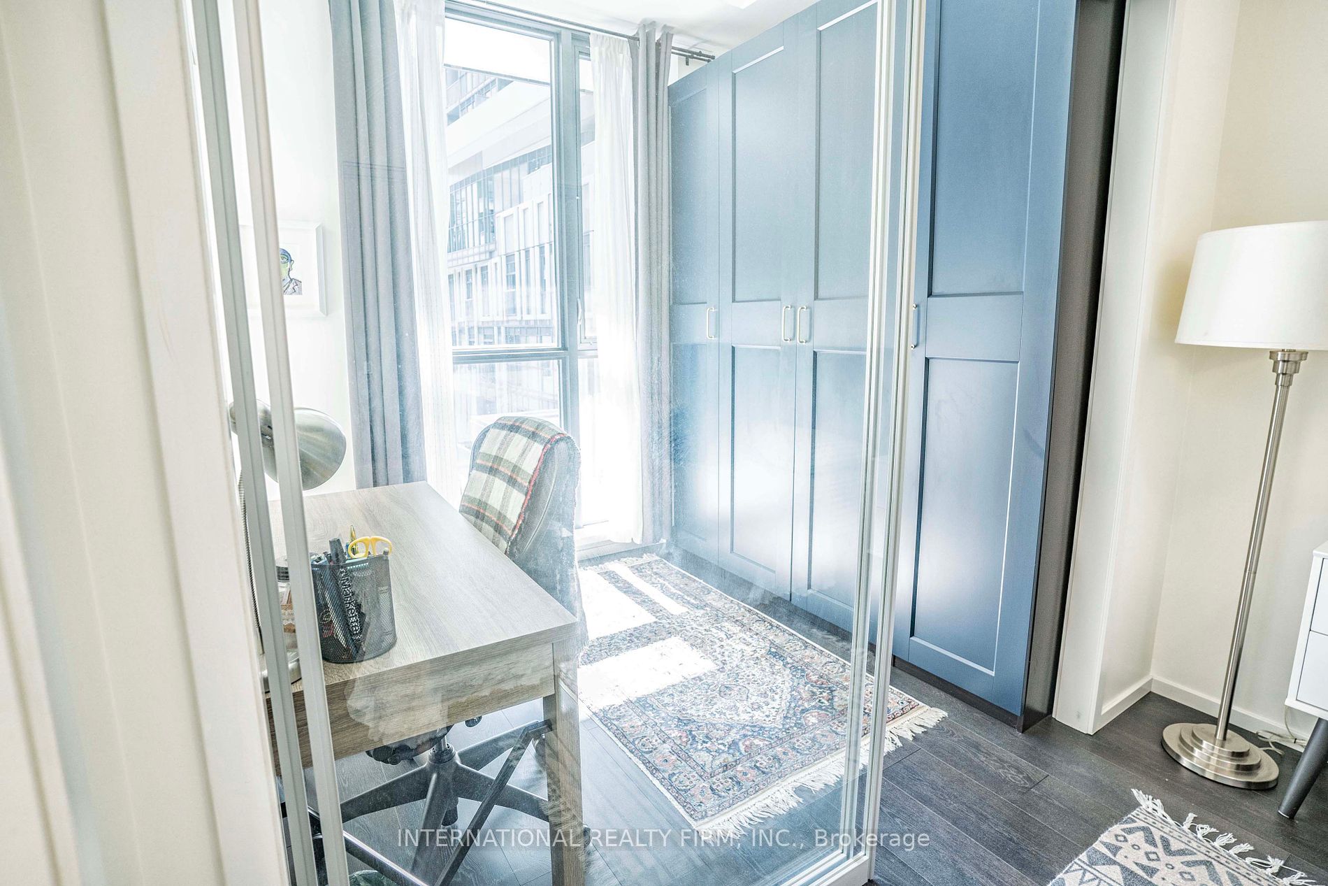 159 Dundas St E, #403