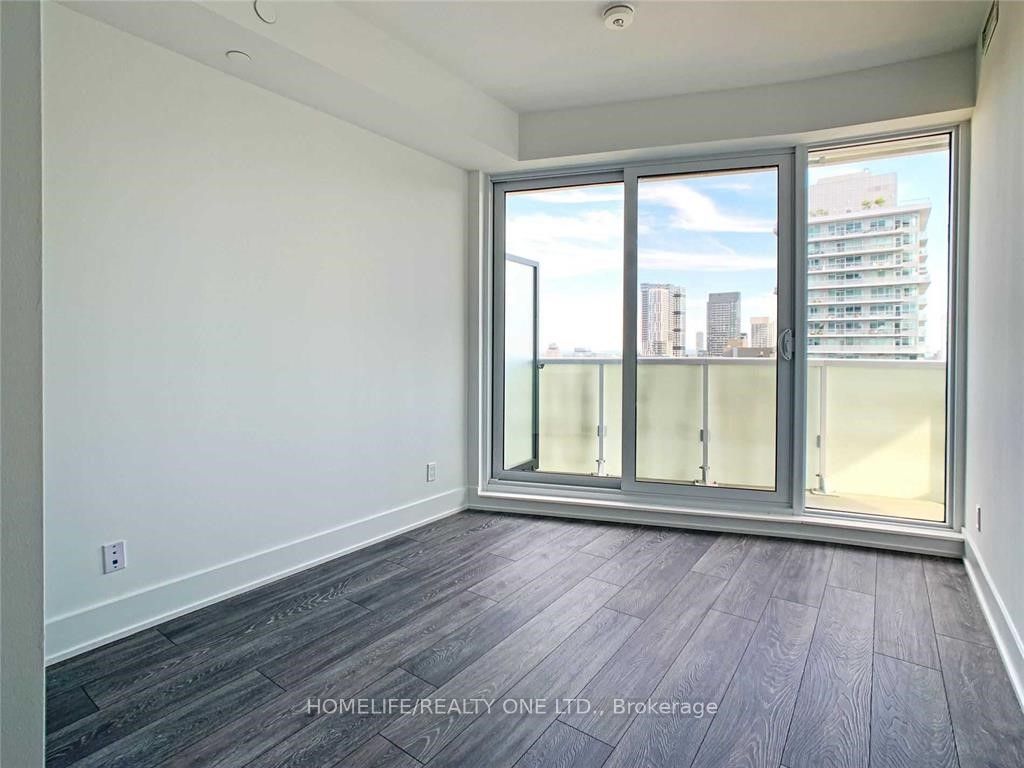 403 Church St, #2102