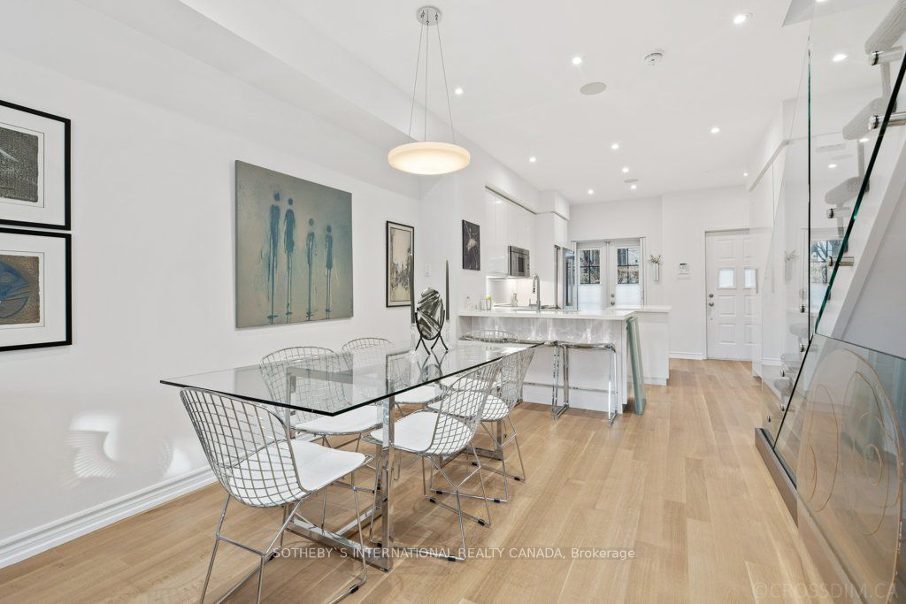 1 Baxter Street, #5