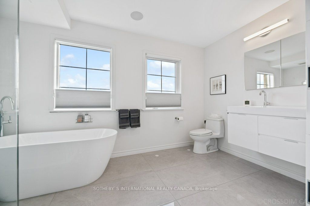 1 Baxter Street, #5