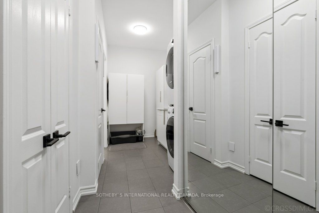 1 Baxter Street, #5