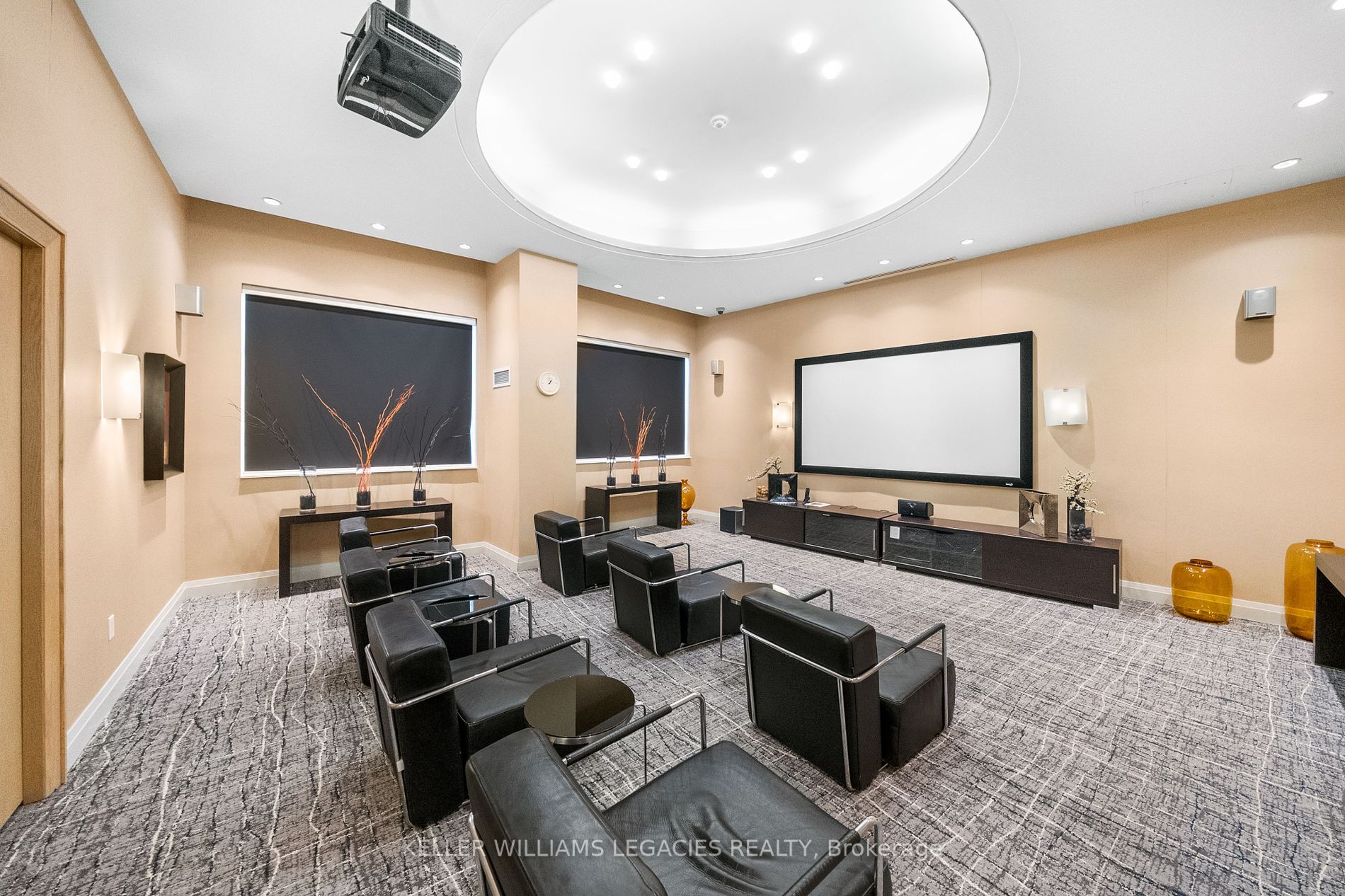 509 Beecroft Road, #1101