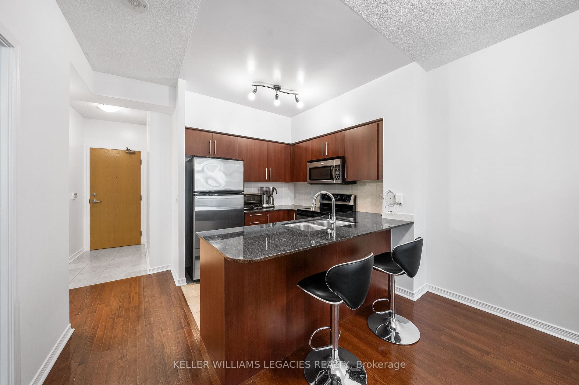 509 Beecroft Road, #1101