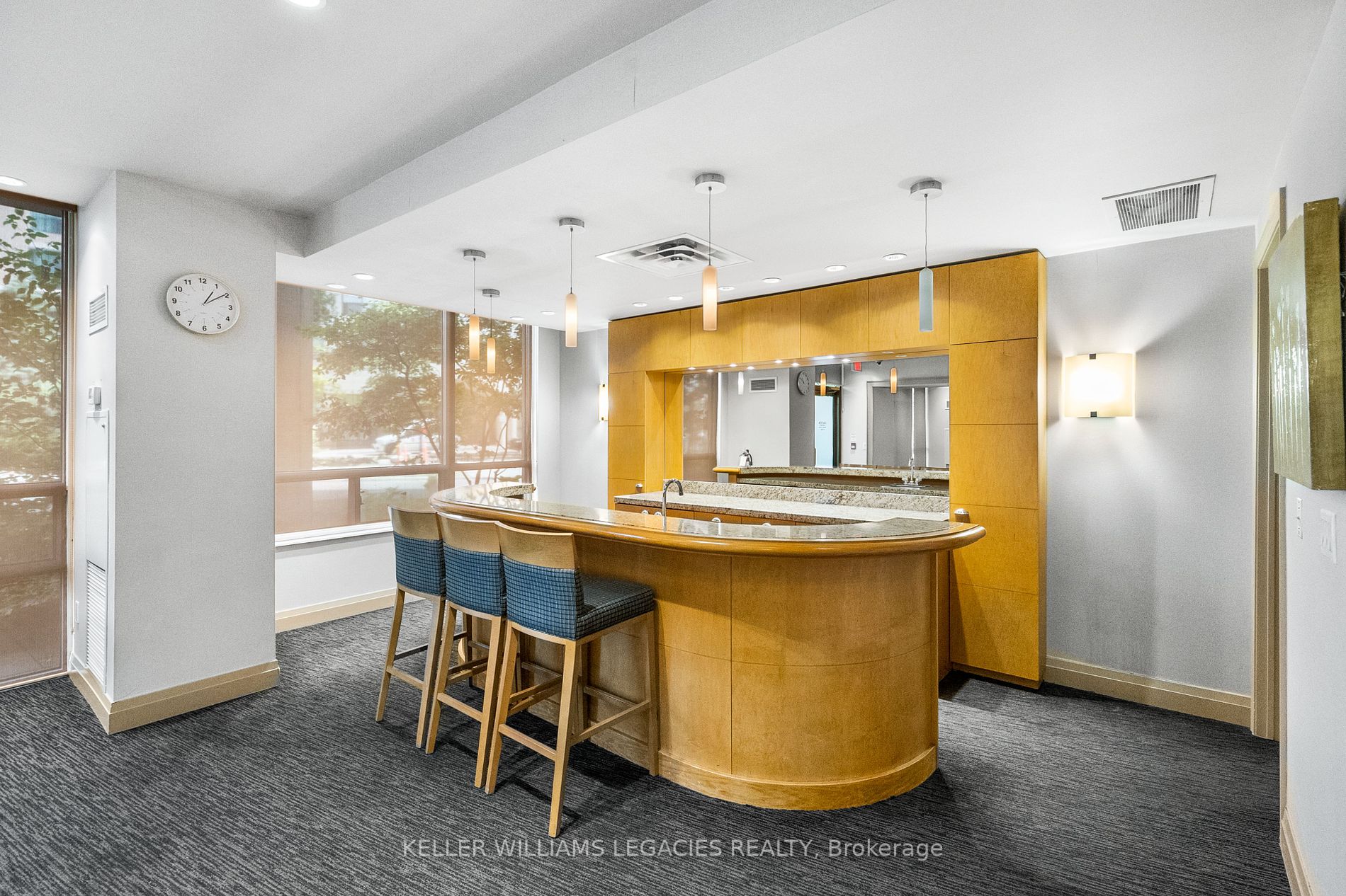 509 Beecroft Road, #1101