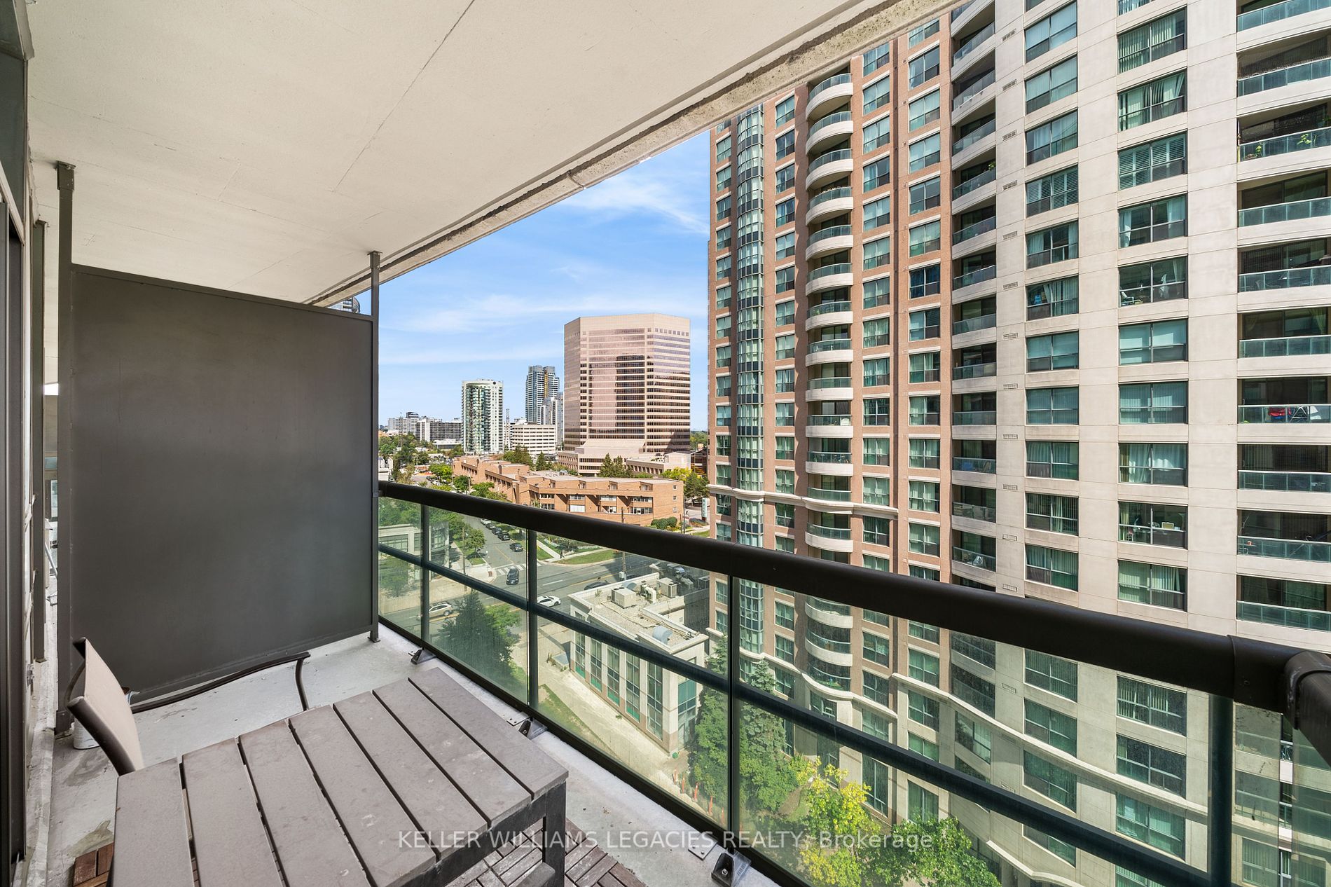 509 Beecroft Road, #1101