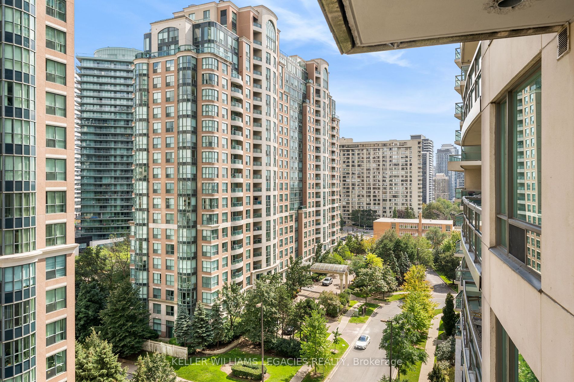 509 Beecroft Road, #1101