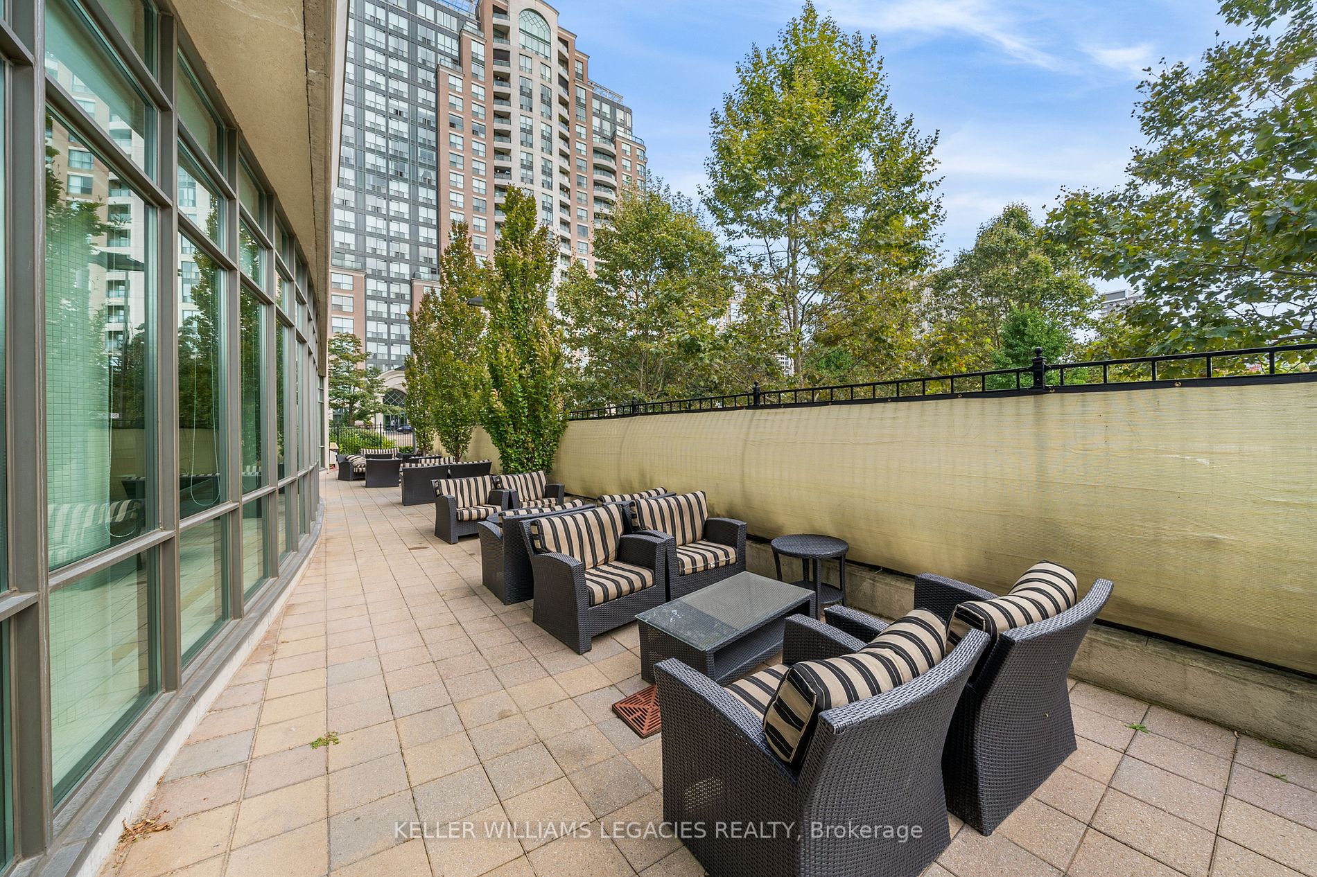 509 Beecroft Road, #1101