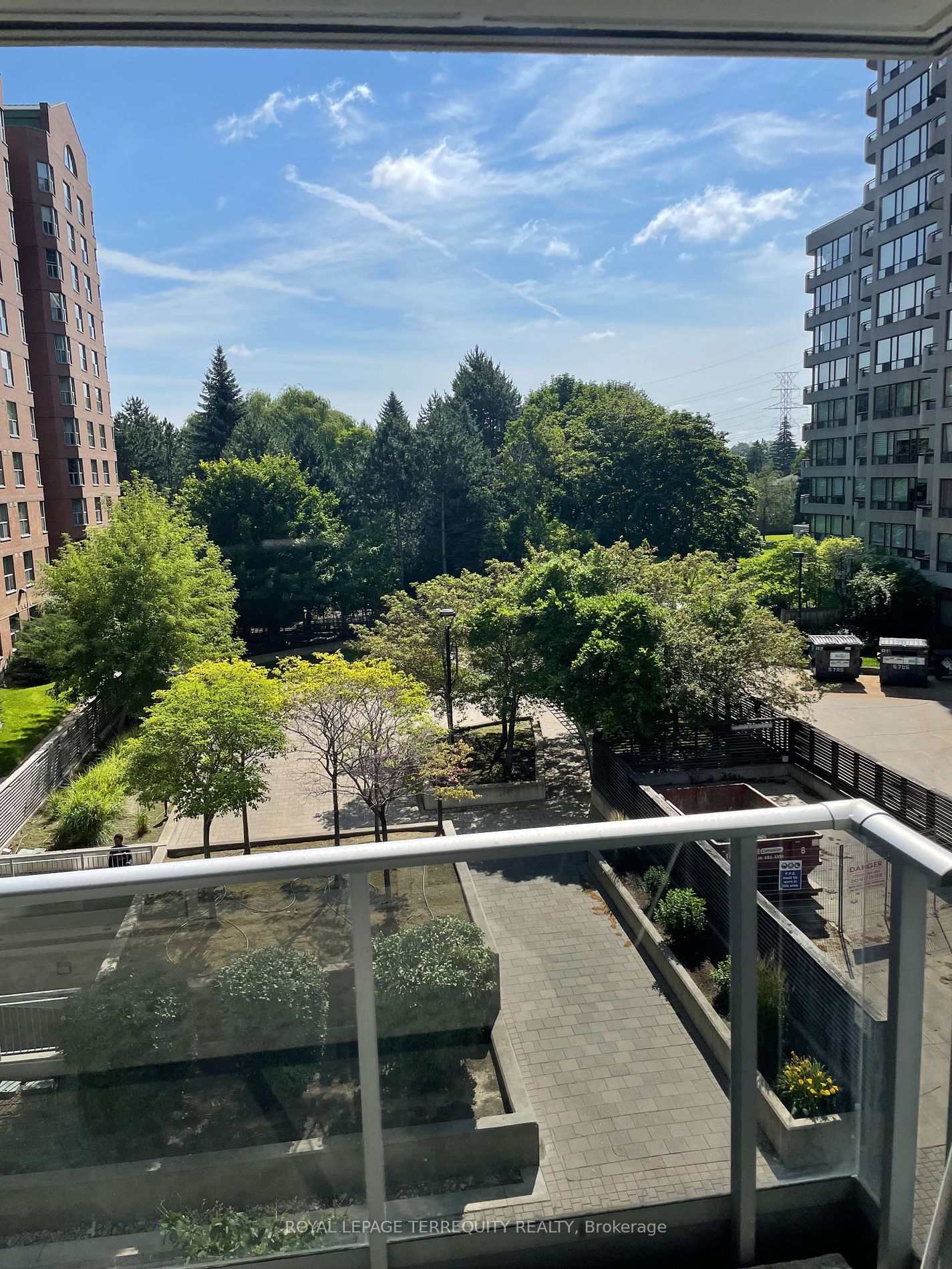 5791 Yonge St, #308