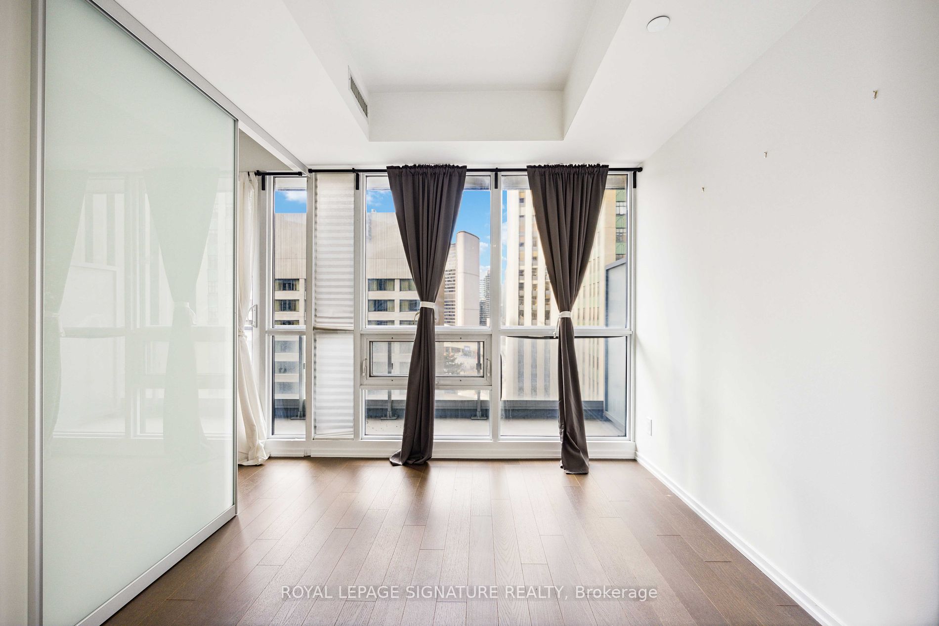 70 Temperance St, #1017