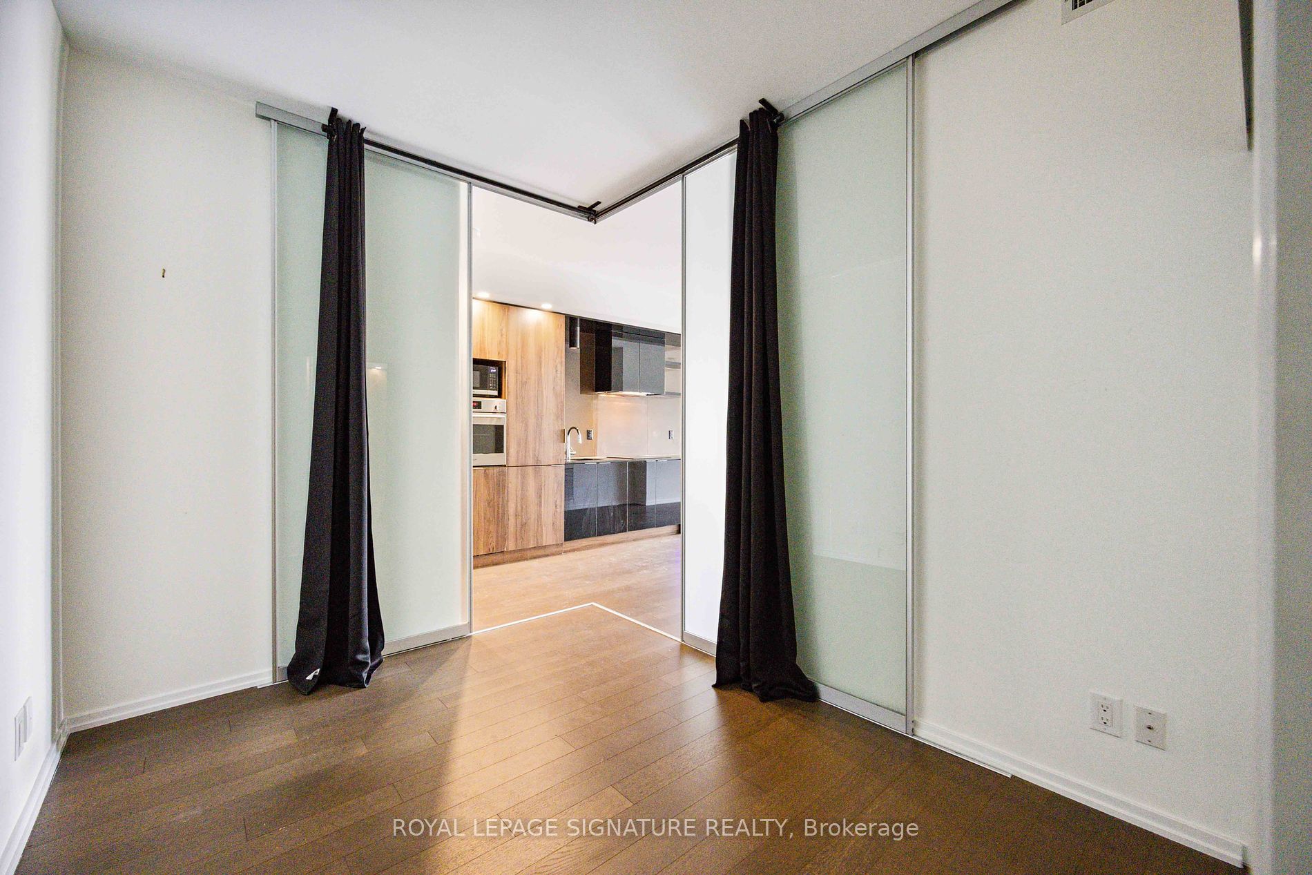 70 Temperance St, #1017