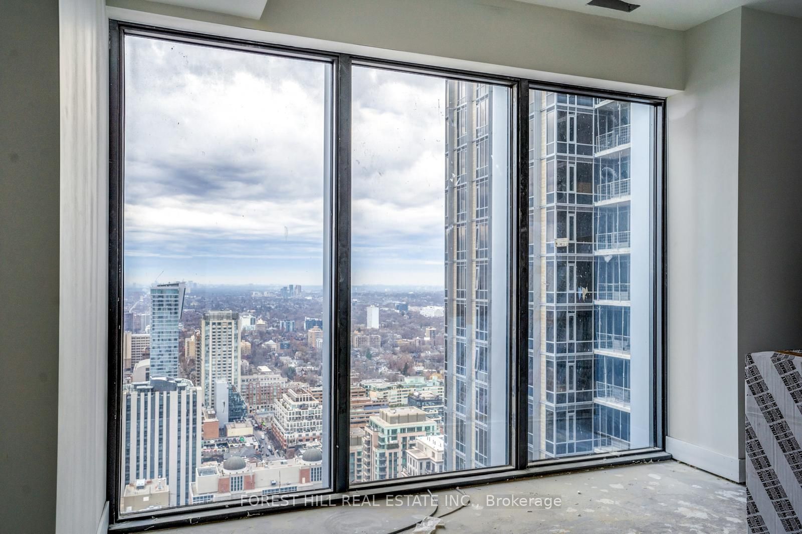 8 Cumberland Street #4002