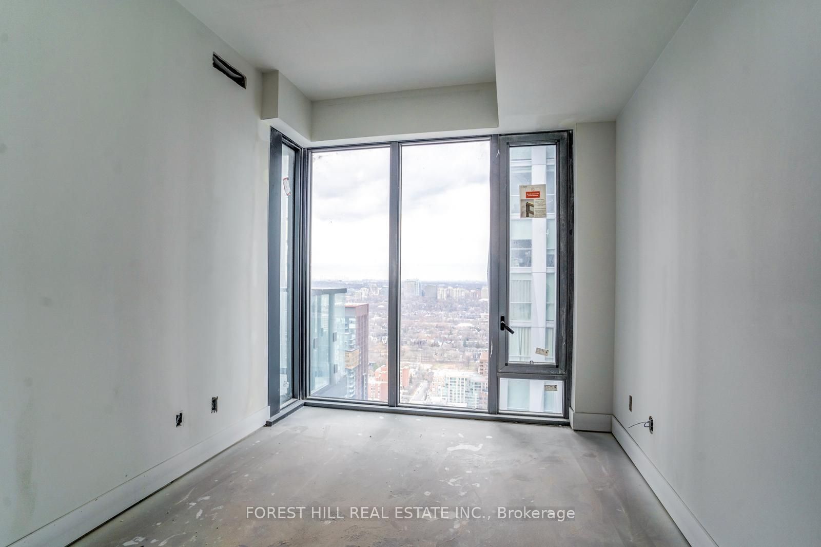 8 Cumberland Street #4002
