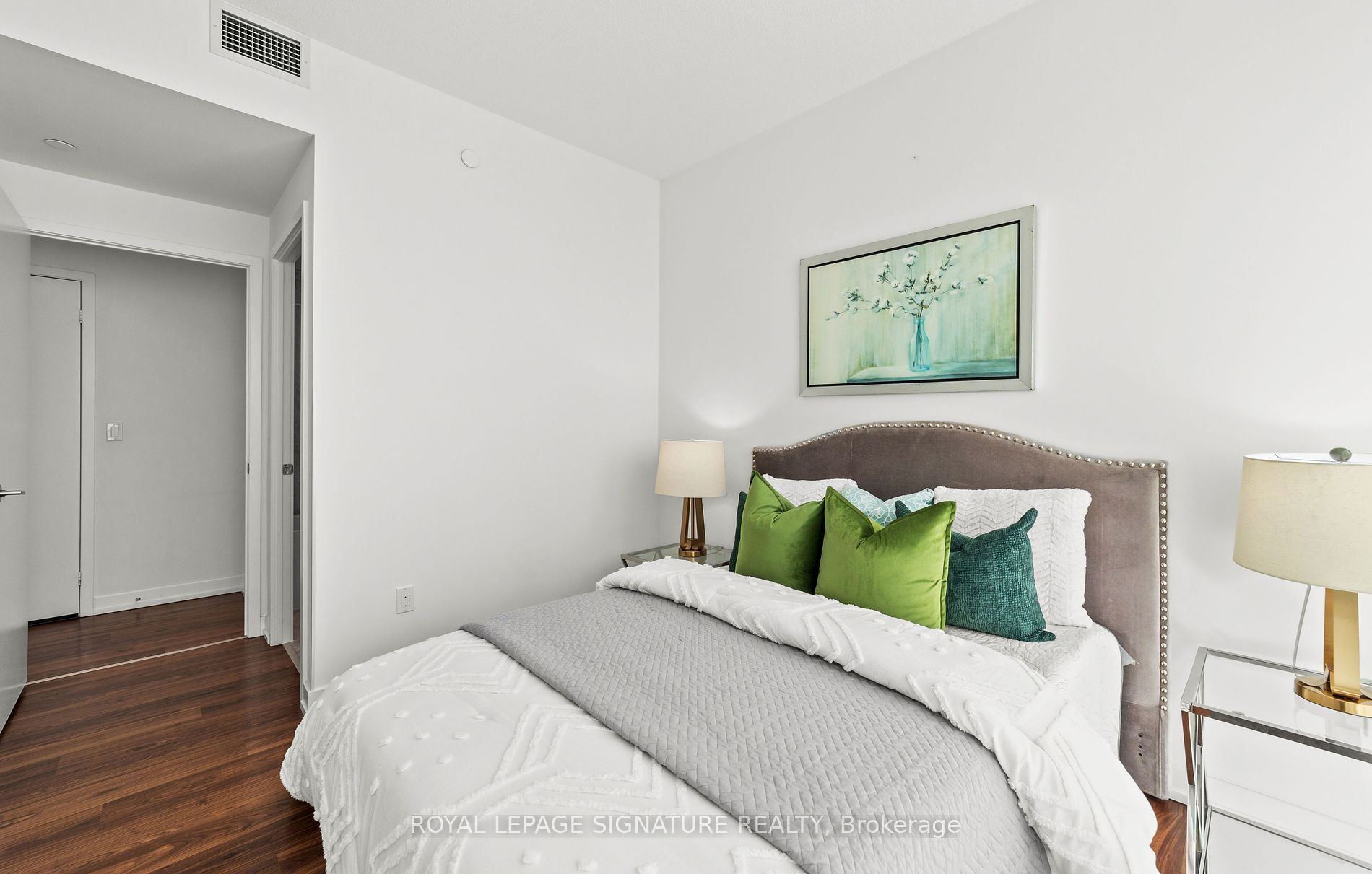 117 Mcmahon Dr, #803