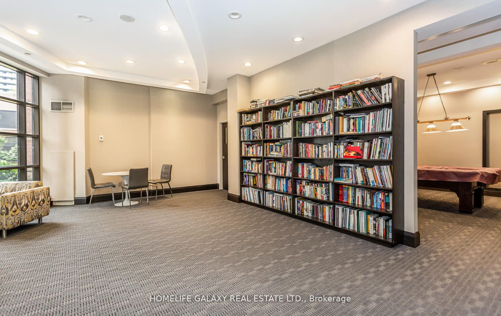 33 Sheppard Ave E, #812