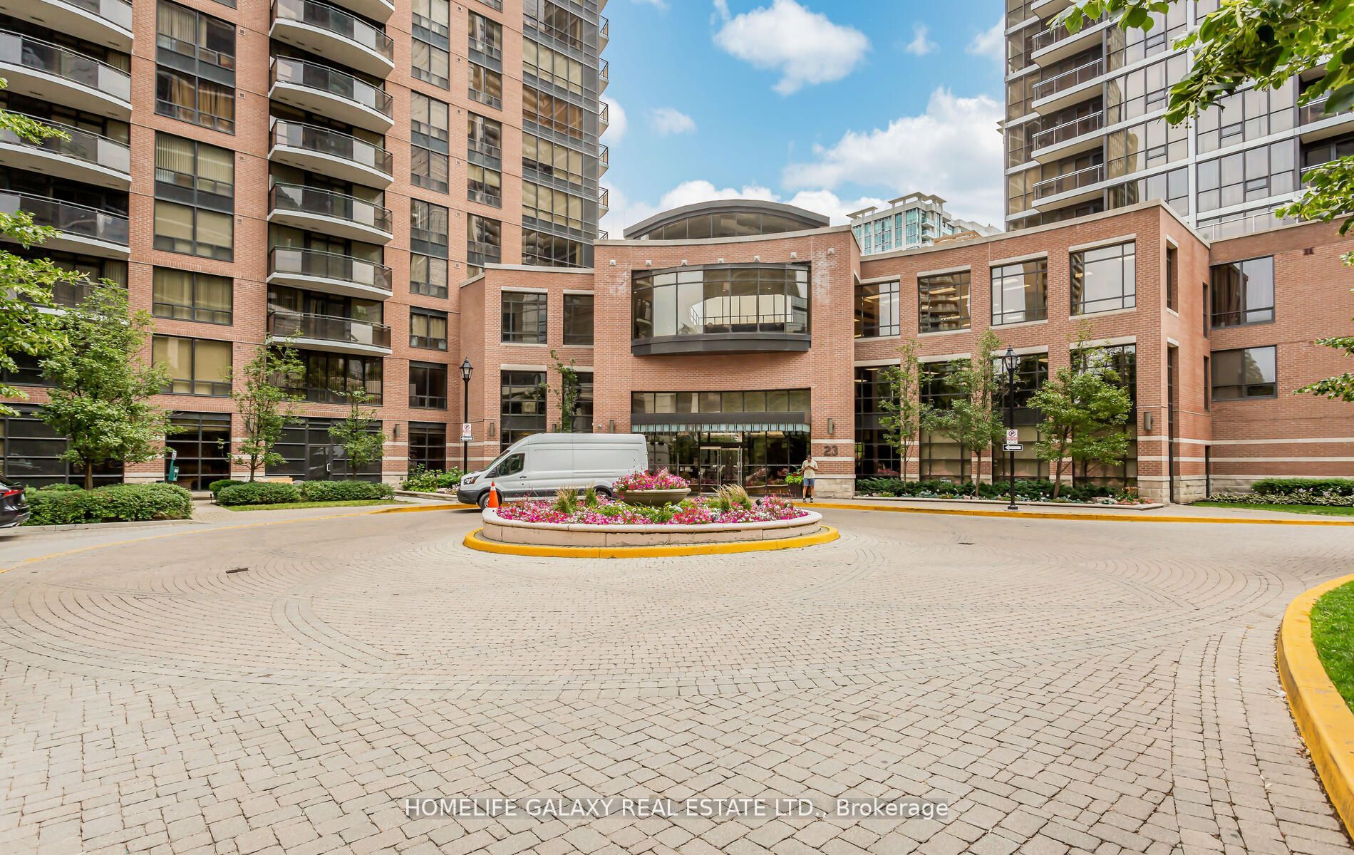 33 Sheppard Ave E, #812
