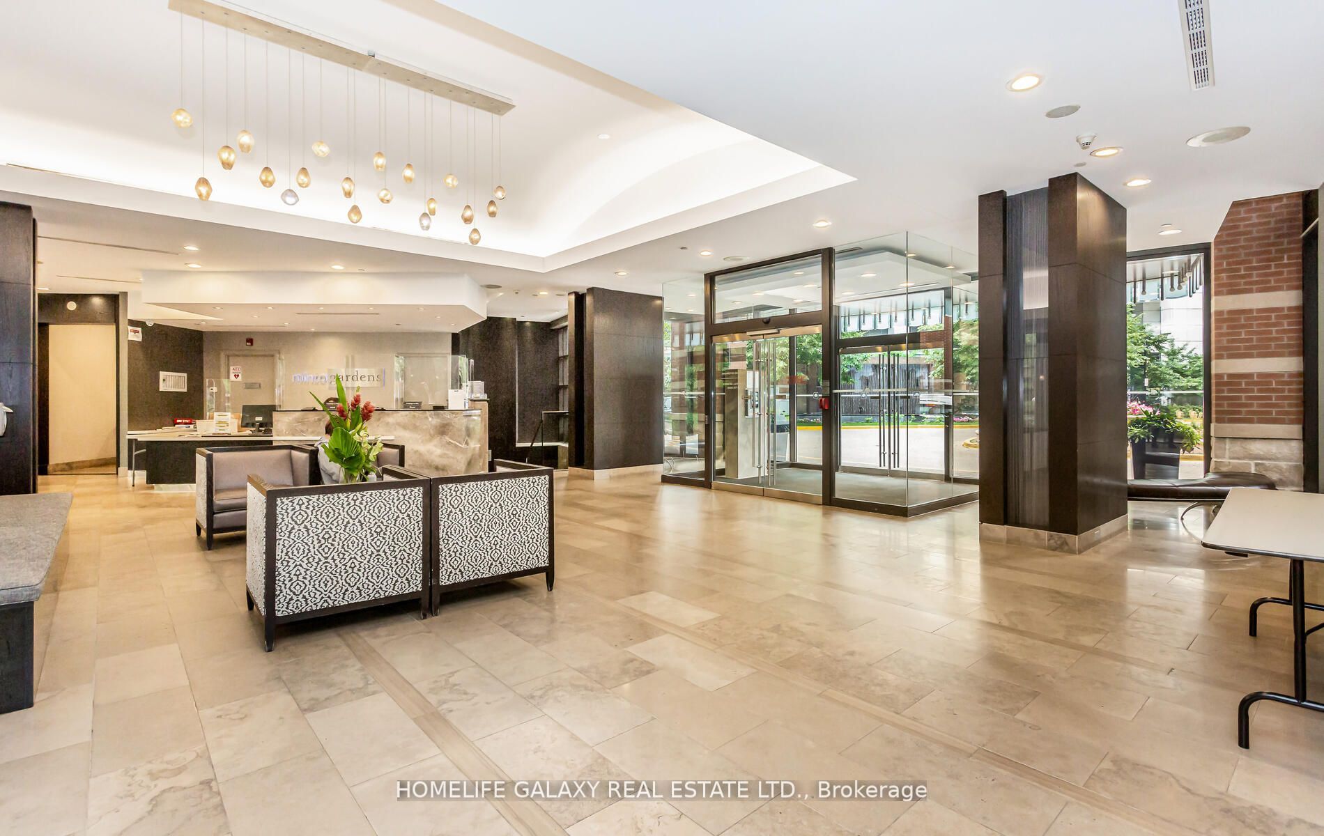 33 Sheppard Ave E, #812