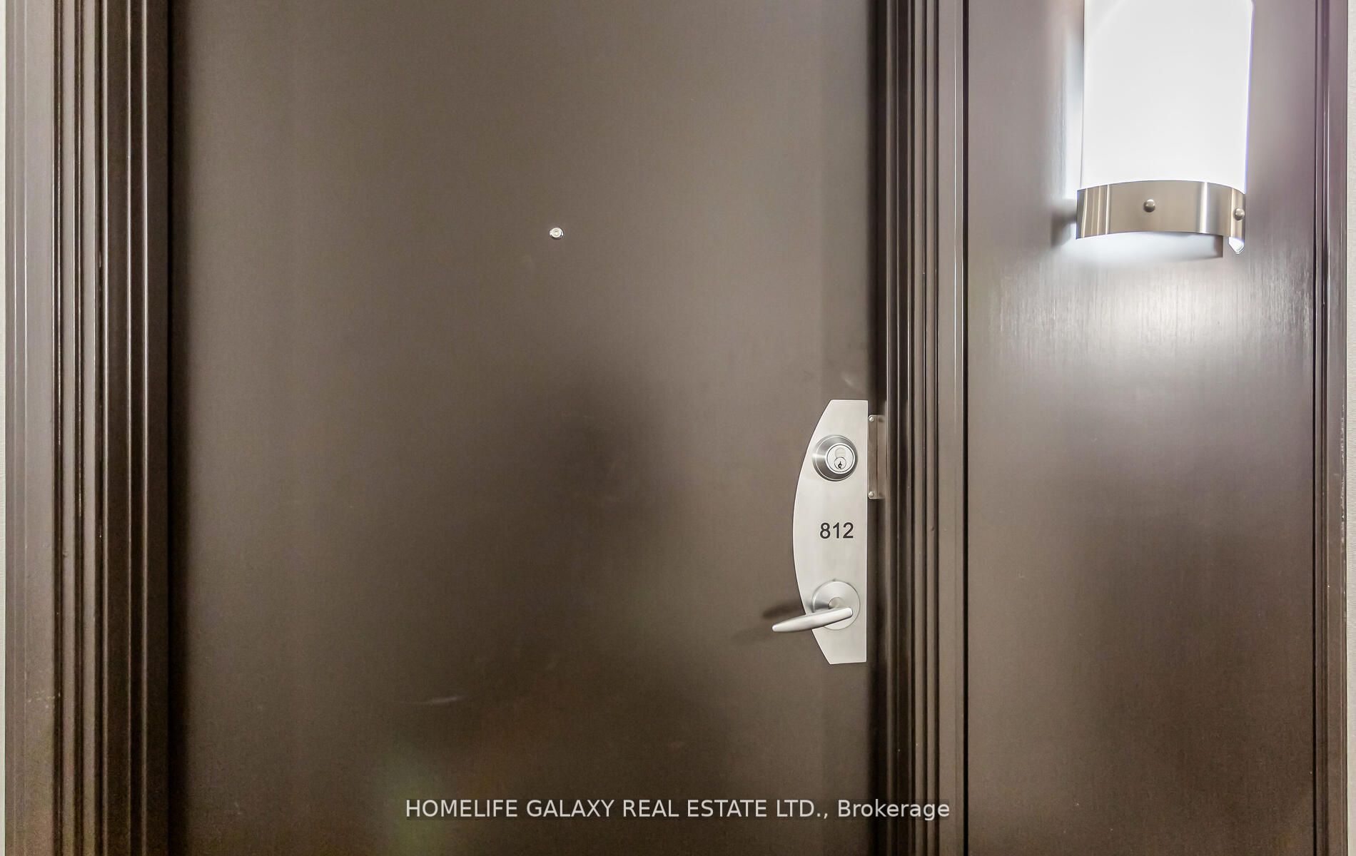 33 Sheppard Ave E, #812