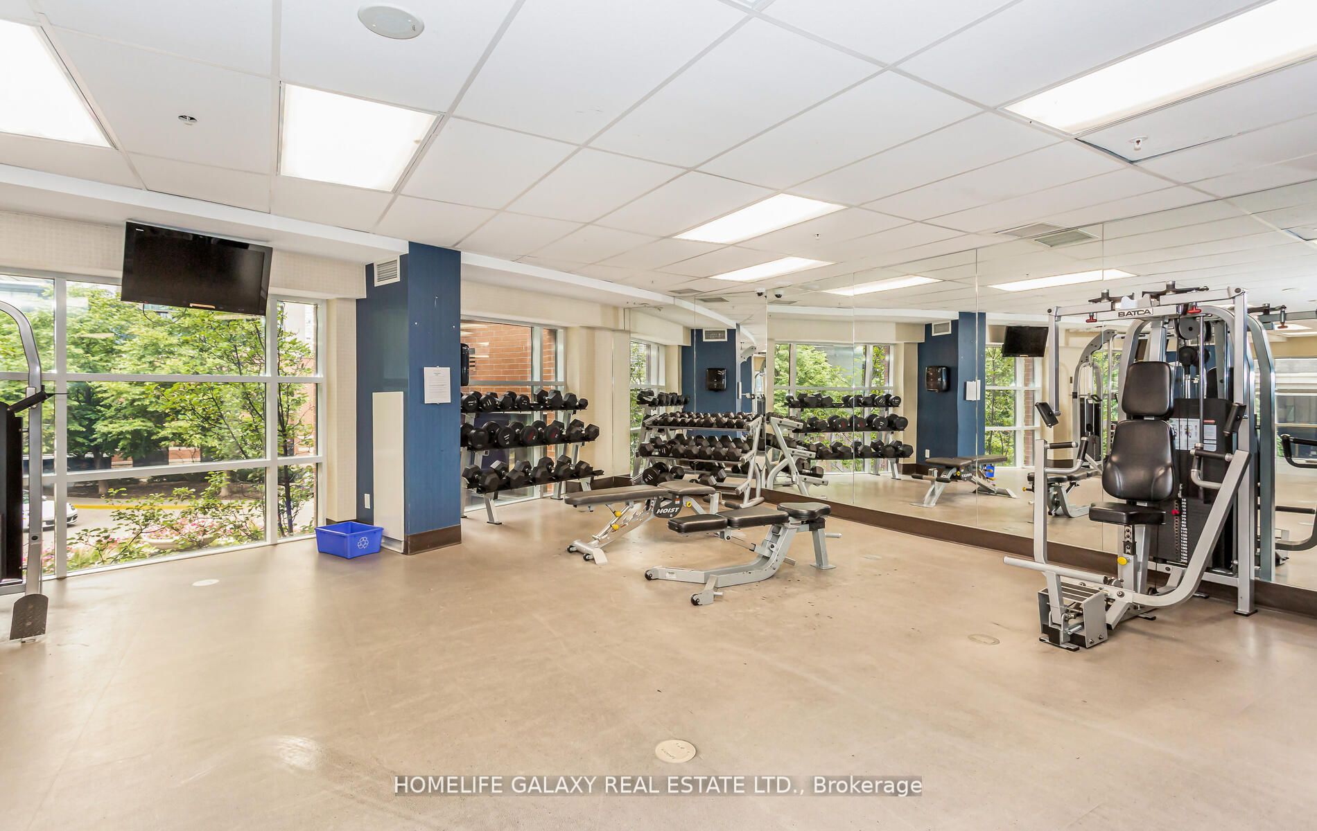 33 Sheppard Ave E, #812