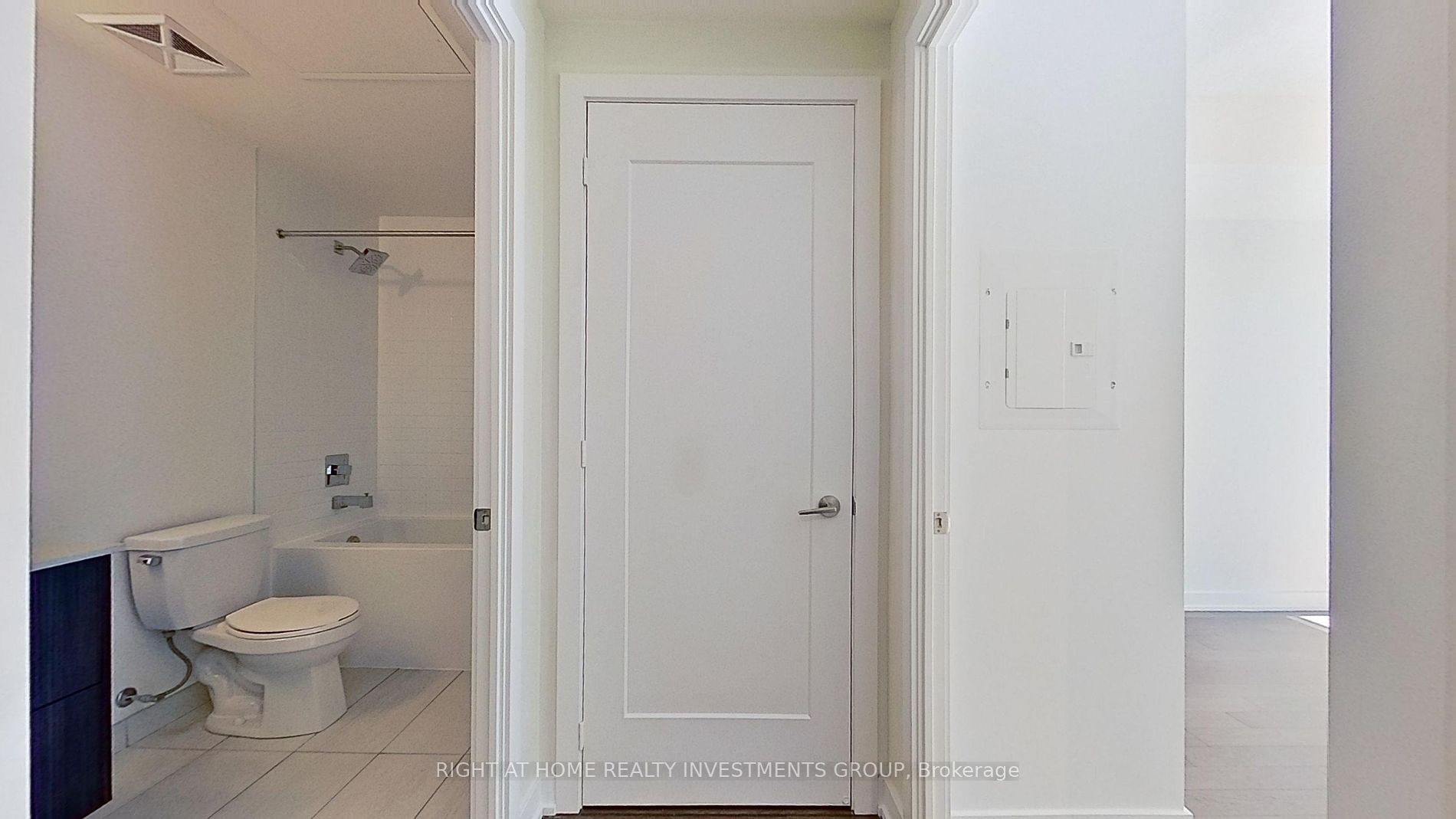 330 Richmond Street W, #1701