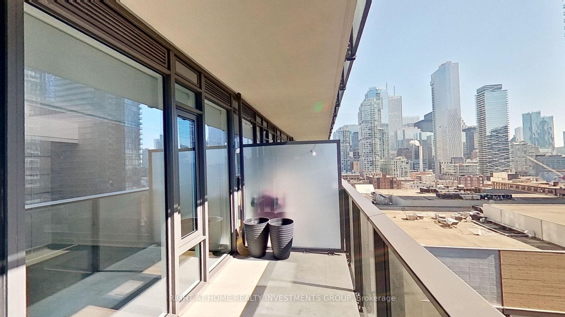 330 Richmond Street W, #1701