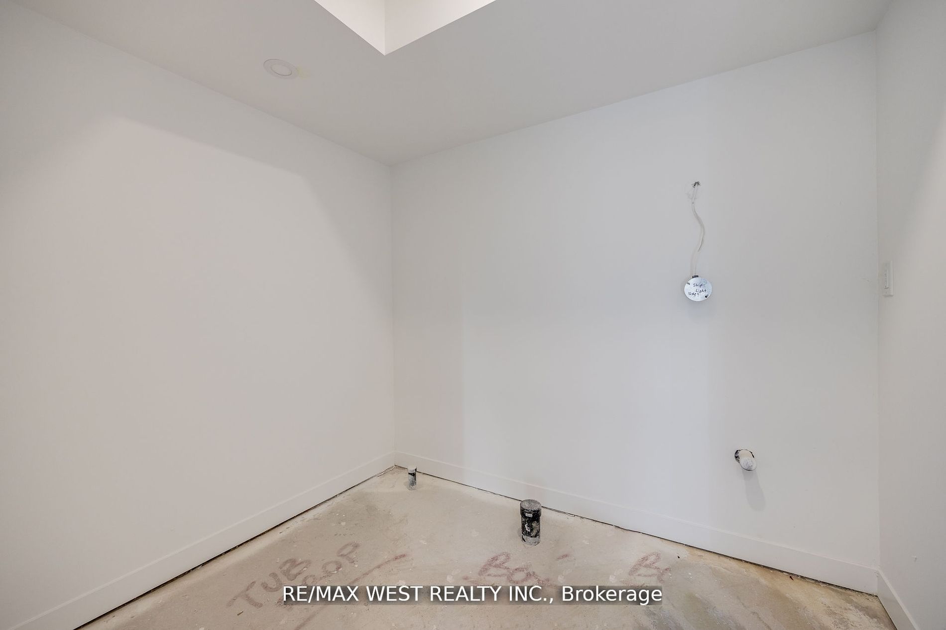 122 Green Gardens Boulevard