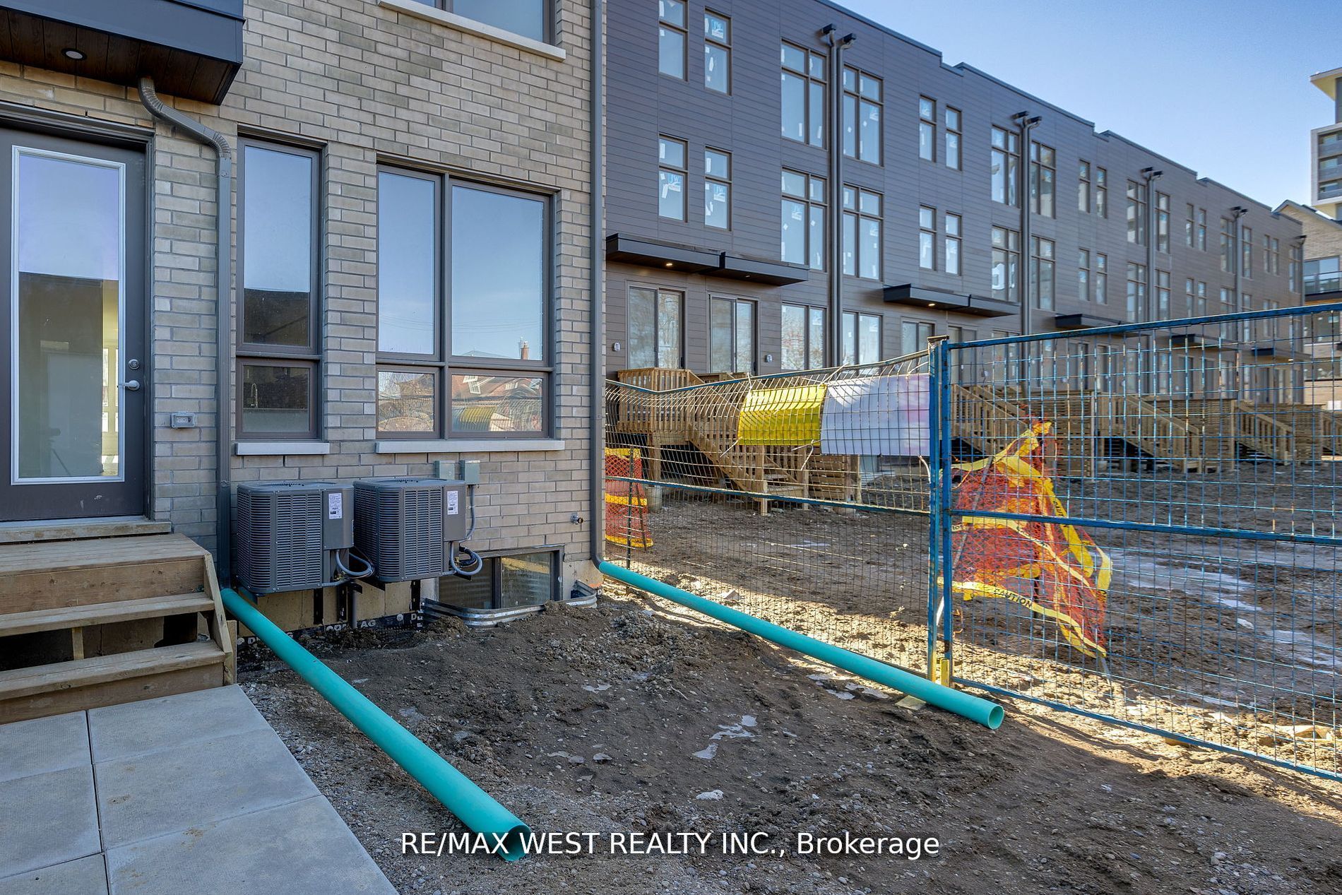 122 Green Gardens Boulevard