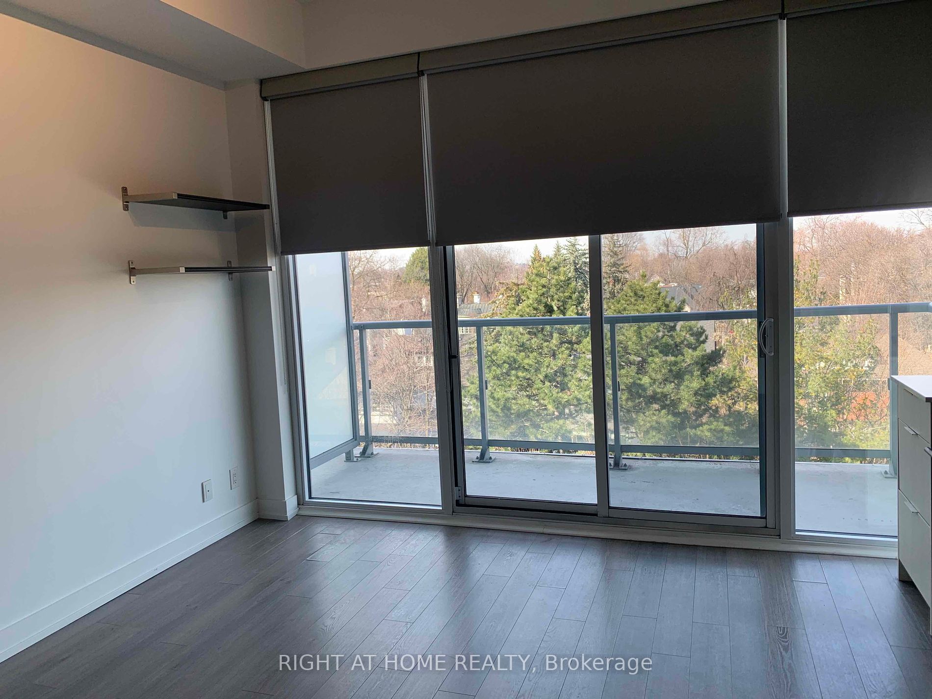6 Parkwood Avenue #613