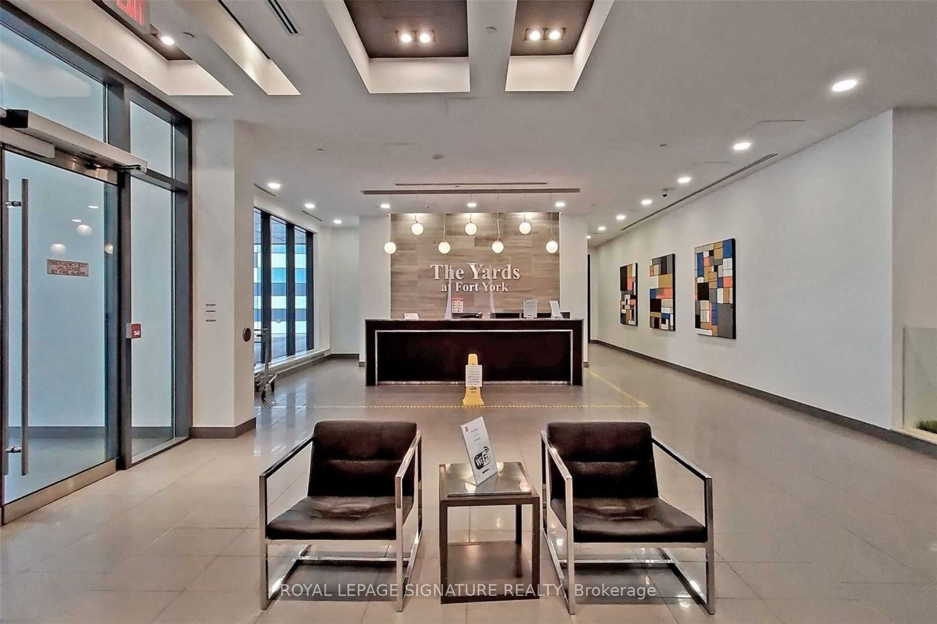 20 Bruyeres Mews, #1106