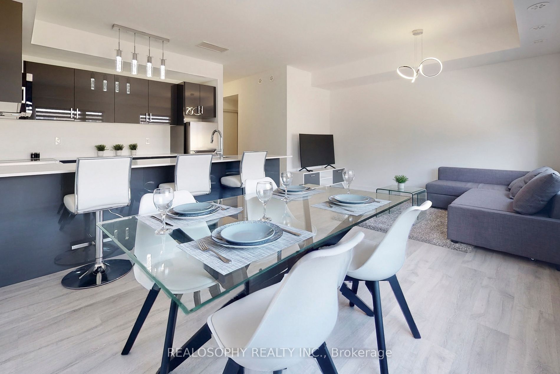 10 Marquette Avenue #8